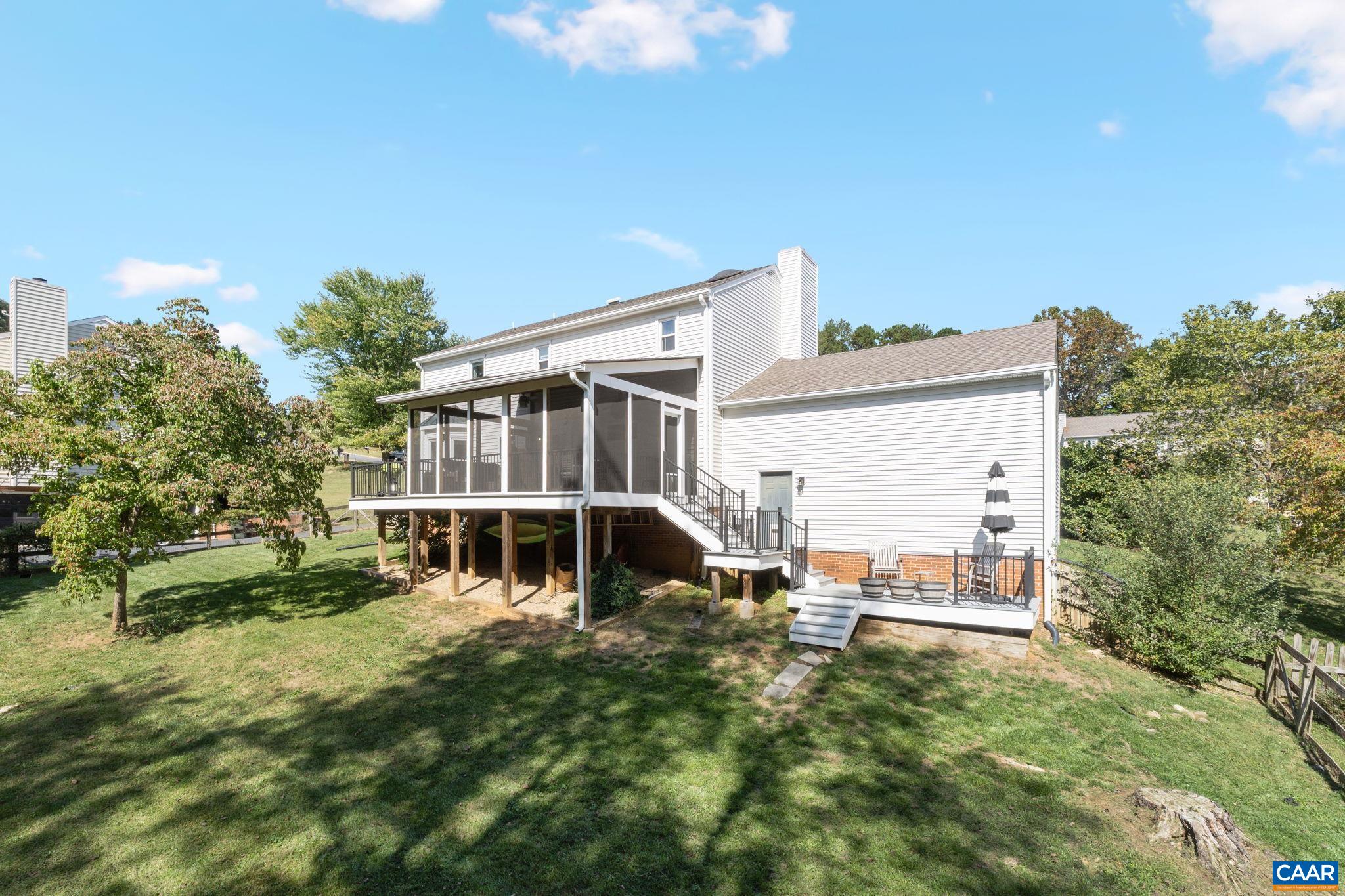 1131 RAINTREE DR