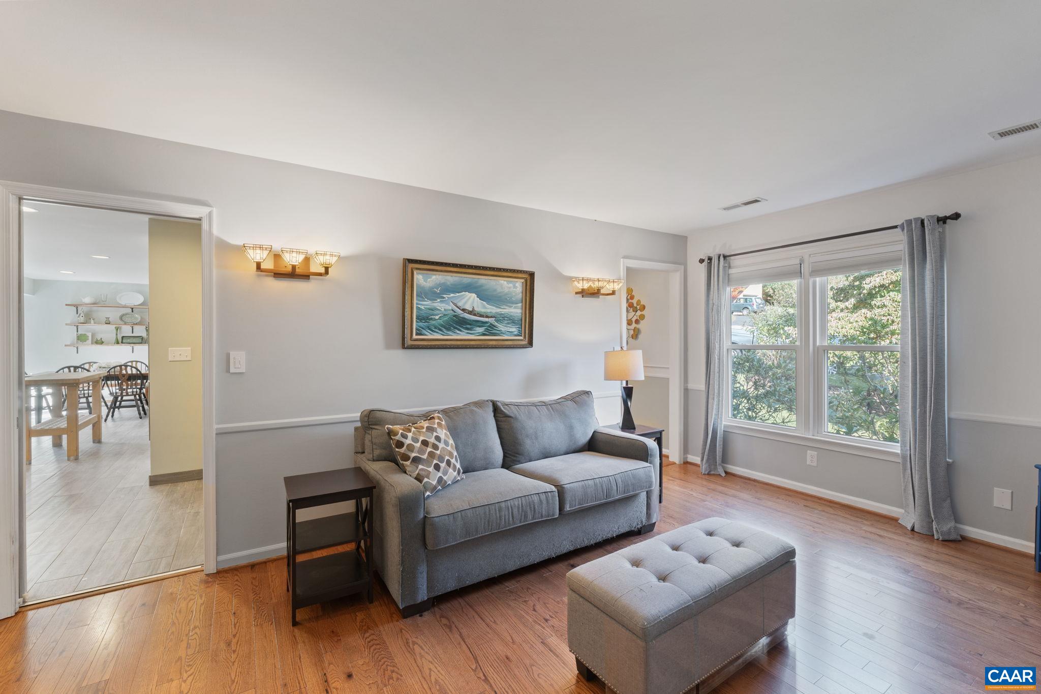 1131 RAINTREE DR