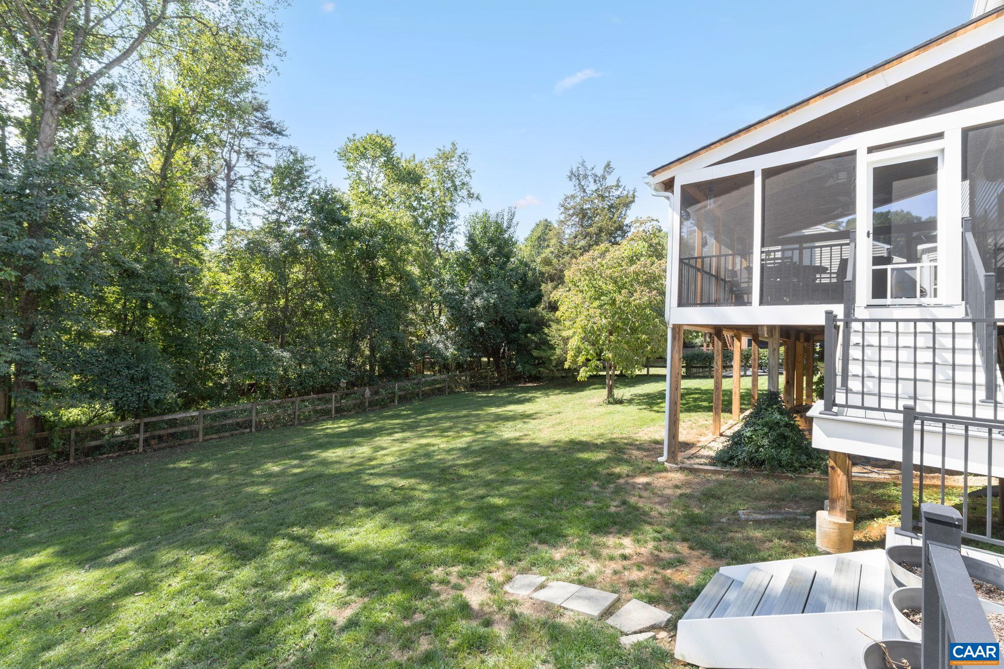 1131 RAINTREE DR