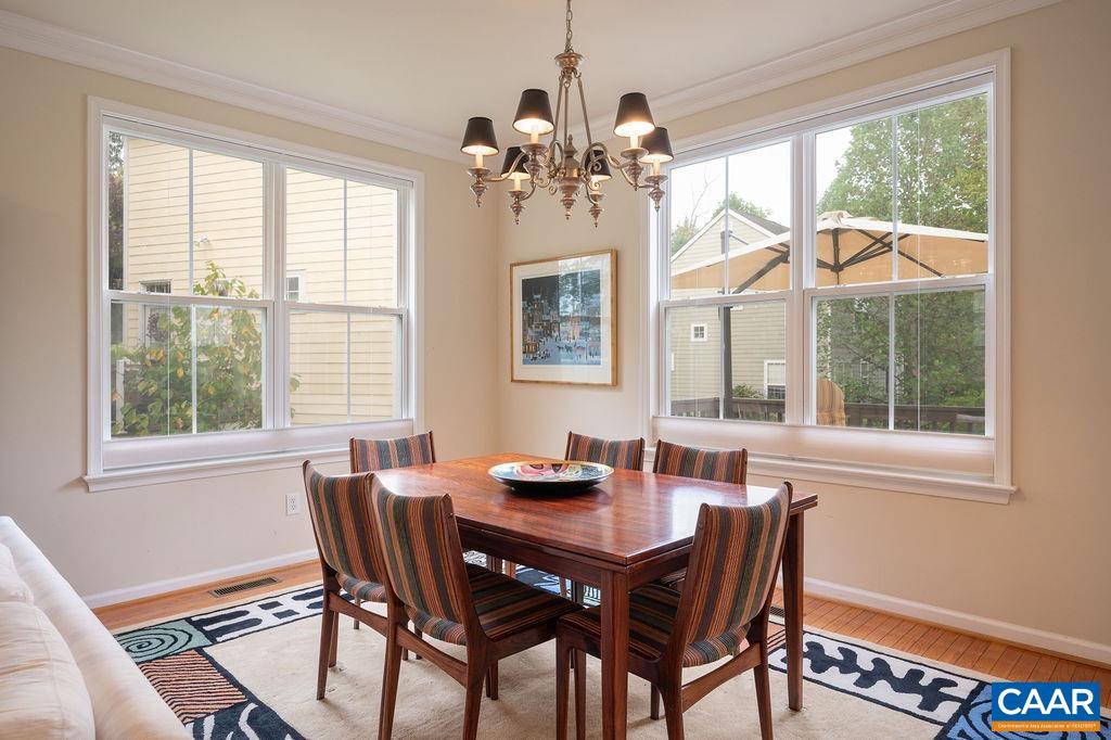 1105 SAINT CHARLES CT