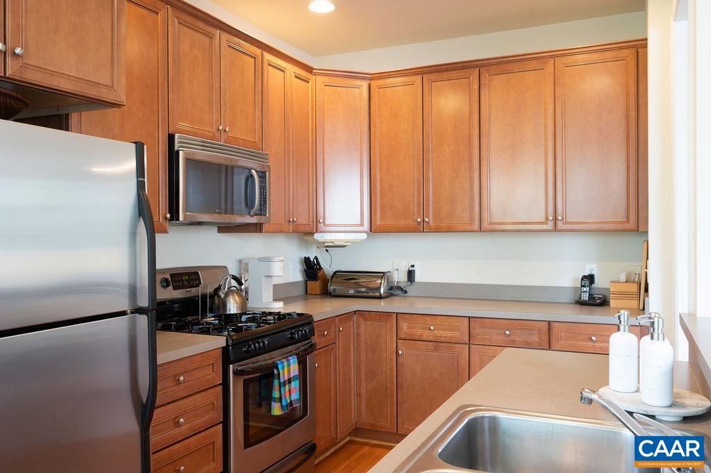 1105 SAINT CHARLES CT