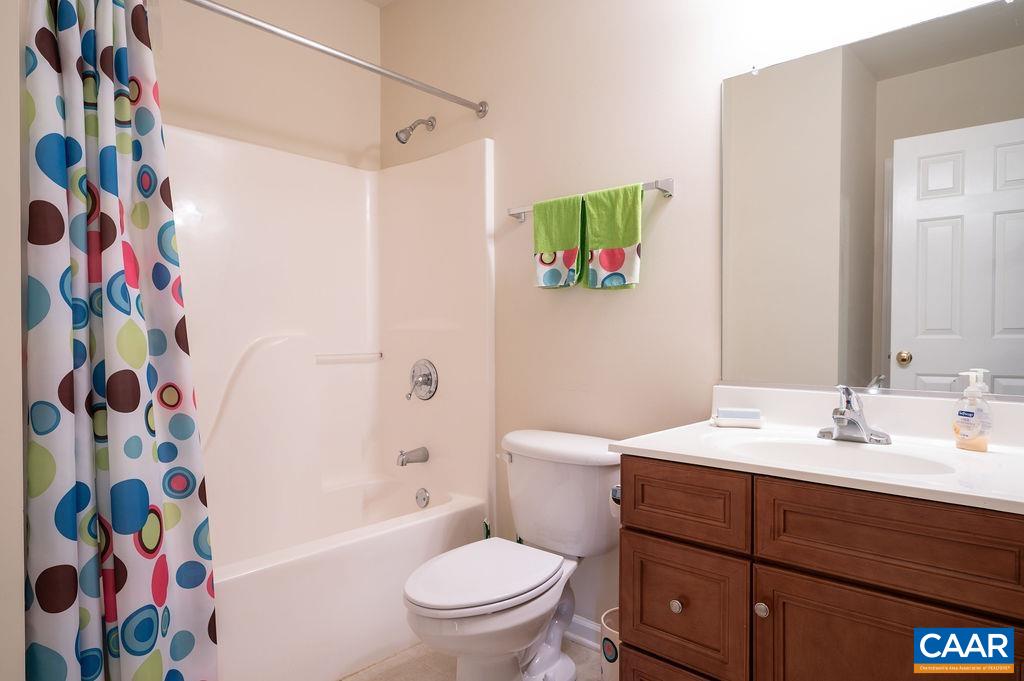 1105 SAINT CHARLES CT