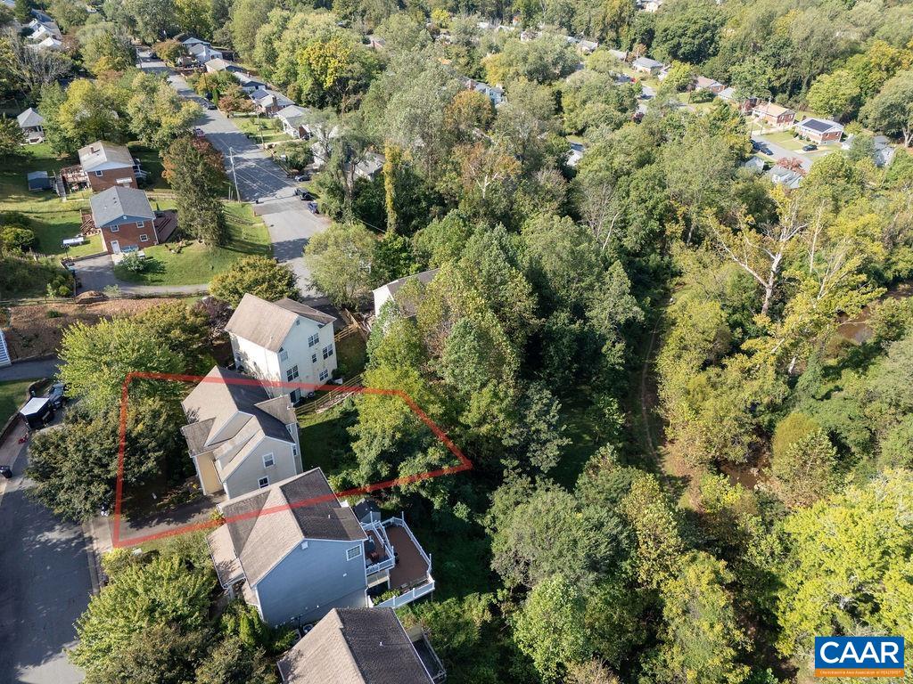 1105 SAINT CHARLES CT