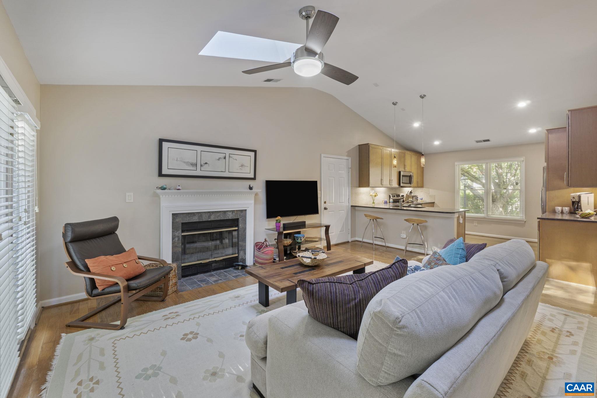 1197 RAINTREE DR