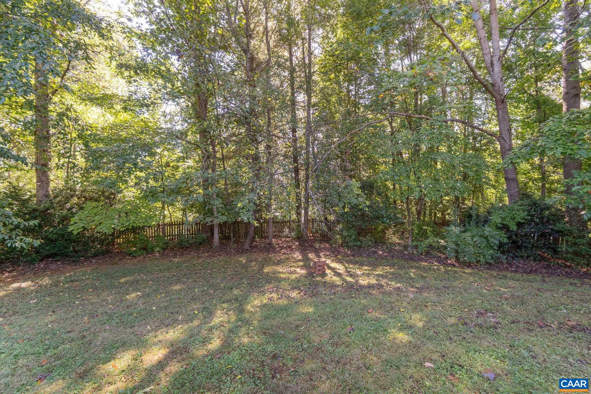 1197 RAINTREE DR
