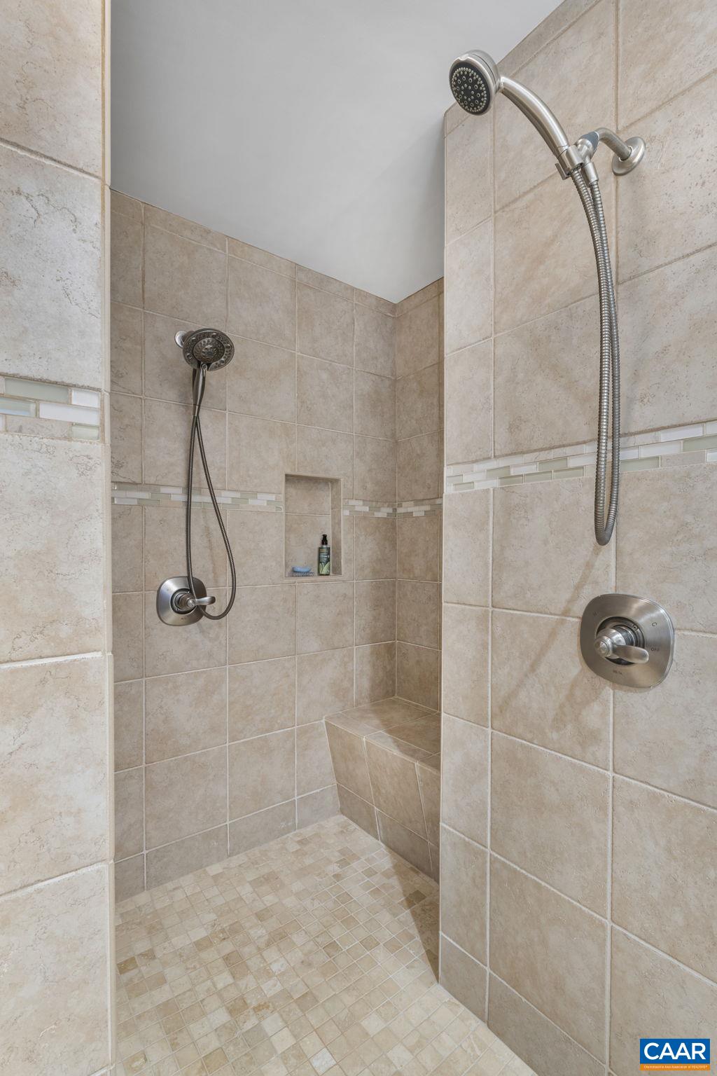 1197 RAINTREE DR