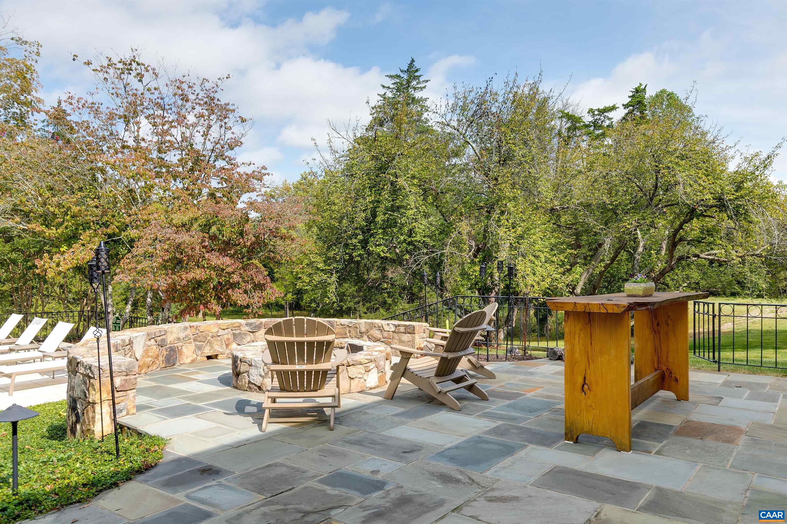 5484 GORDONSVILLE RD