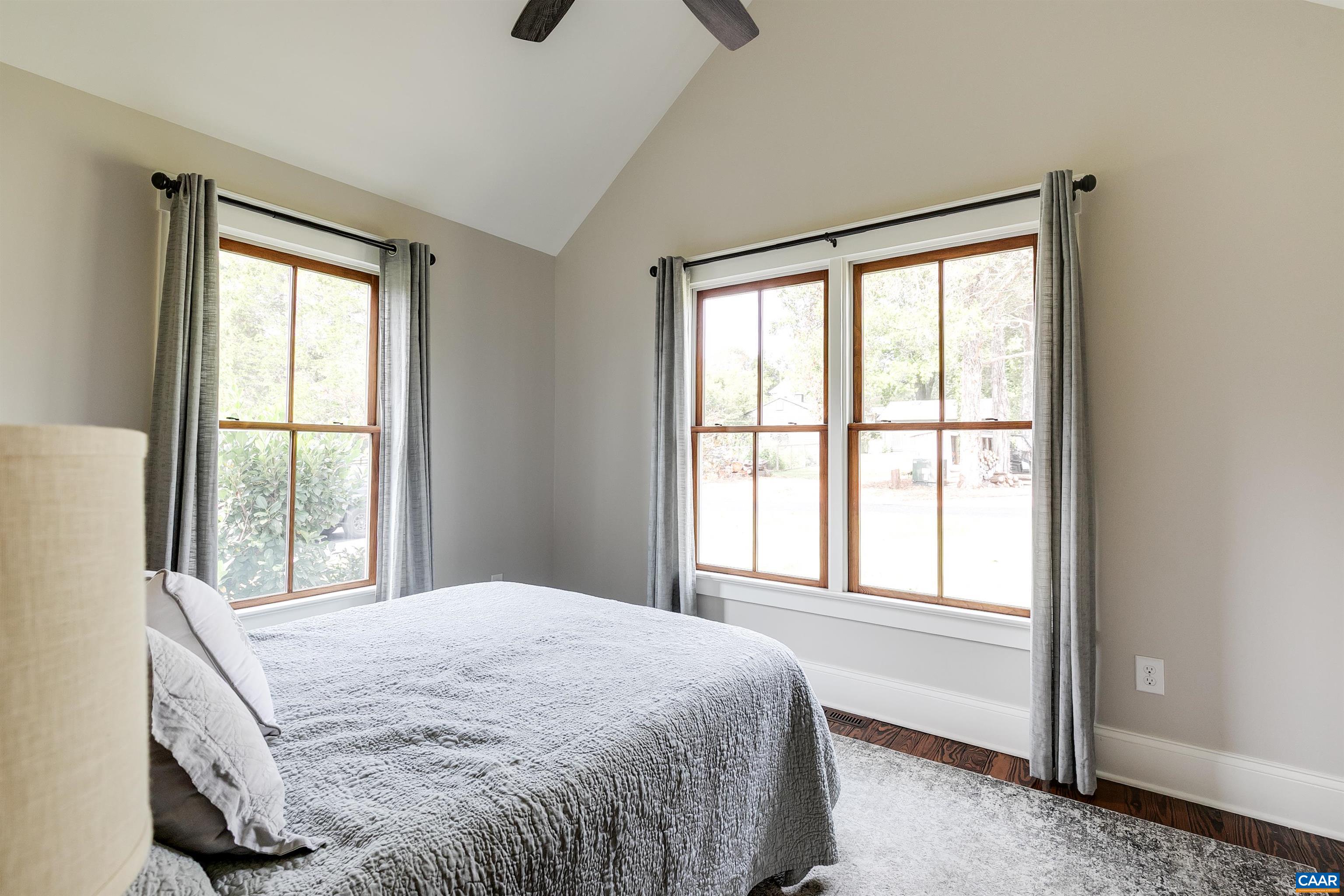 5484 GORDONSVILLE RD