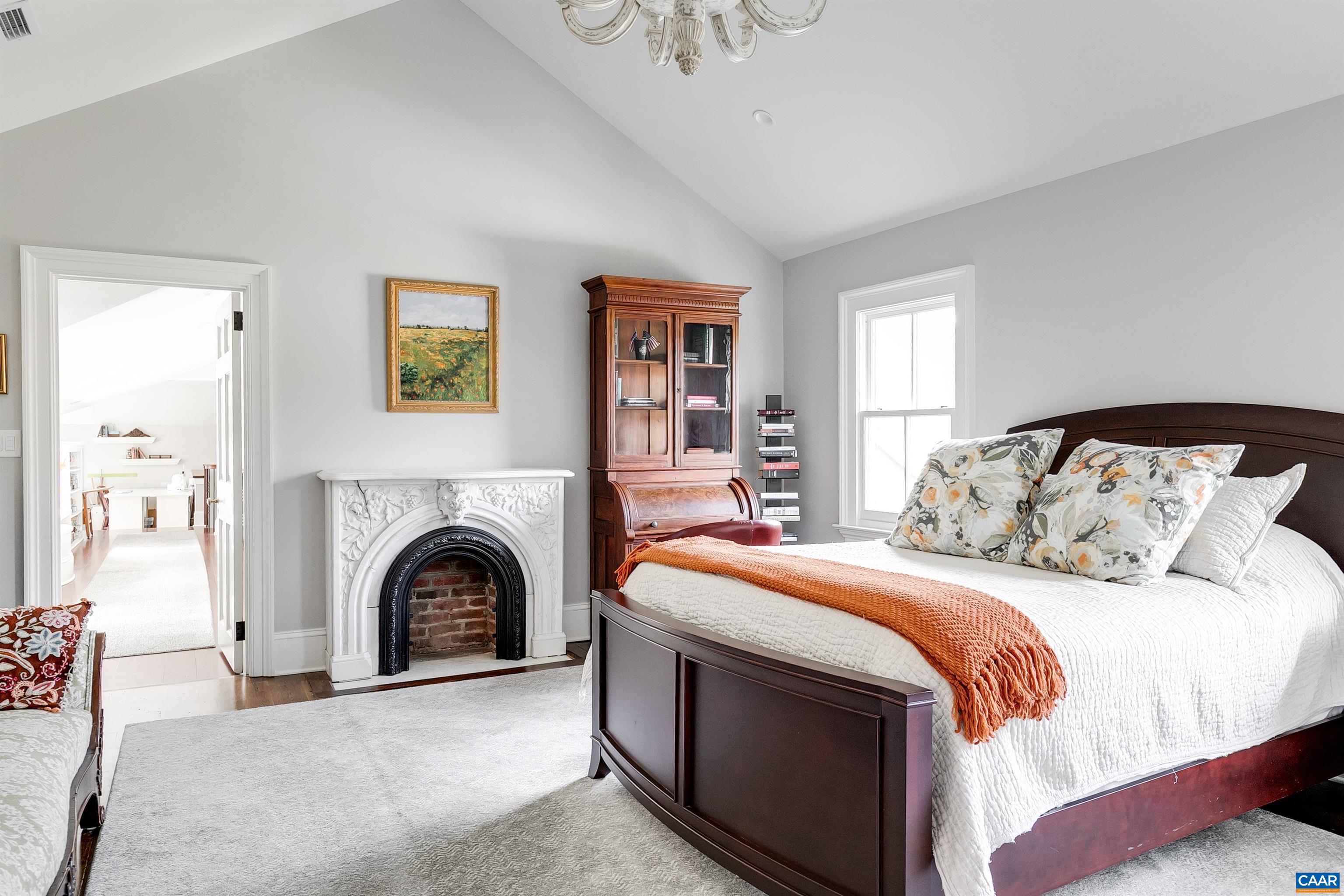 5484 GORDONSVILLE RD