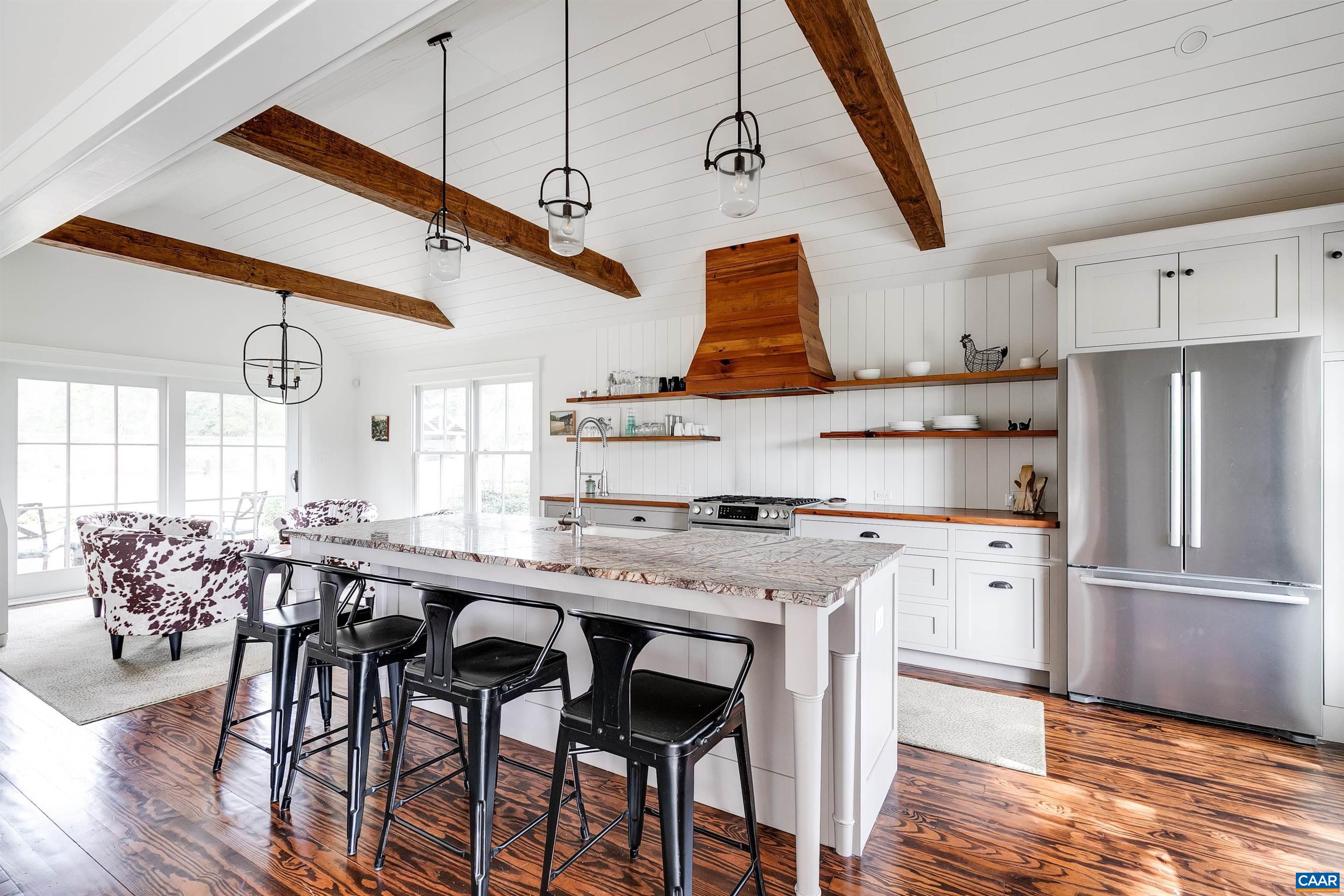 5484 GORDONSVILLE RD