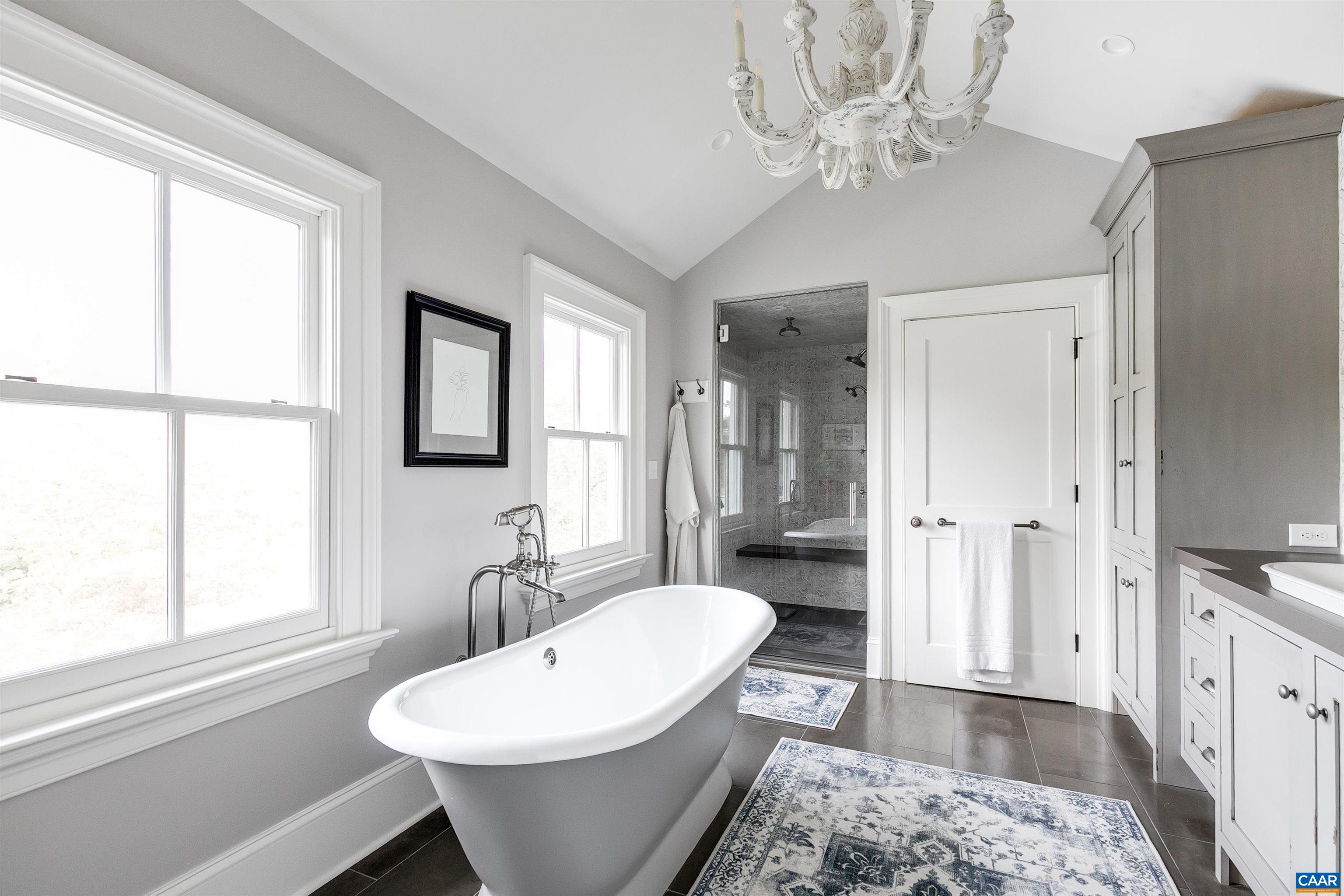 5484 GORDONSVILLE RD