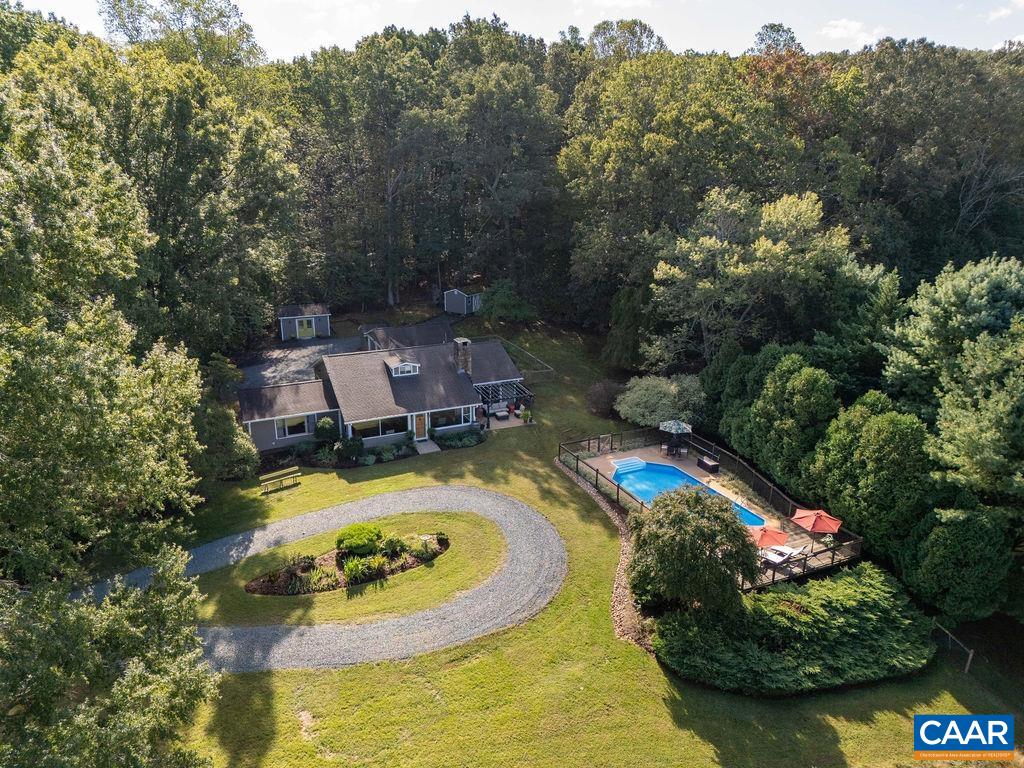 3172 WOODCREEK DR