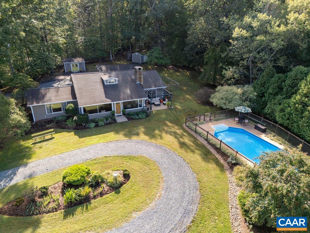 3172 WOODCREEK DR