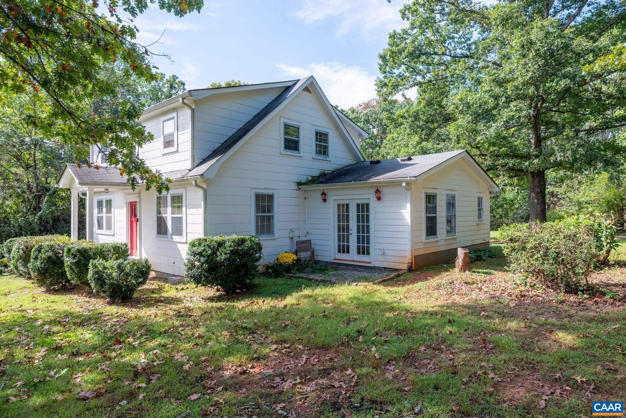 2514 TAYLORS GAP RD