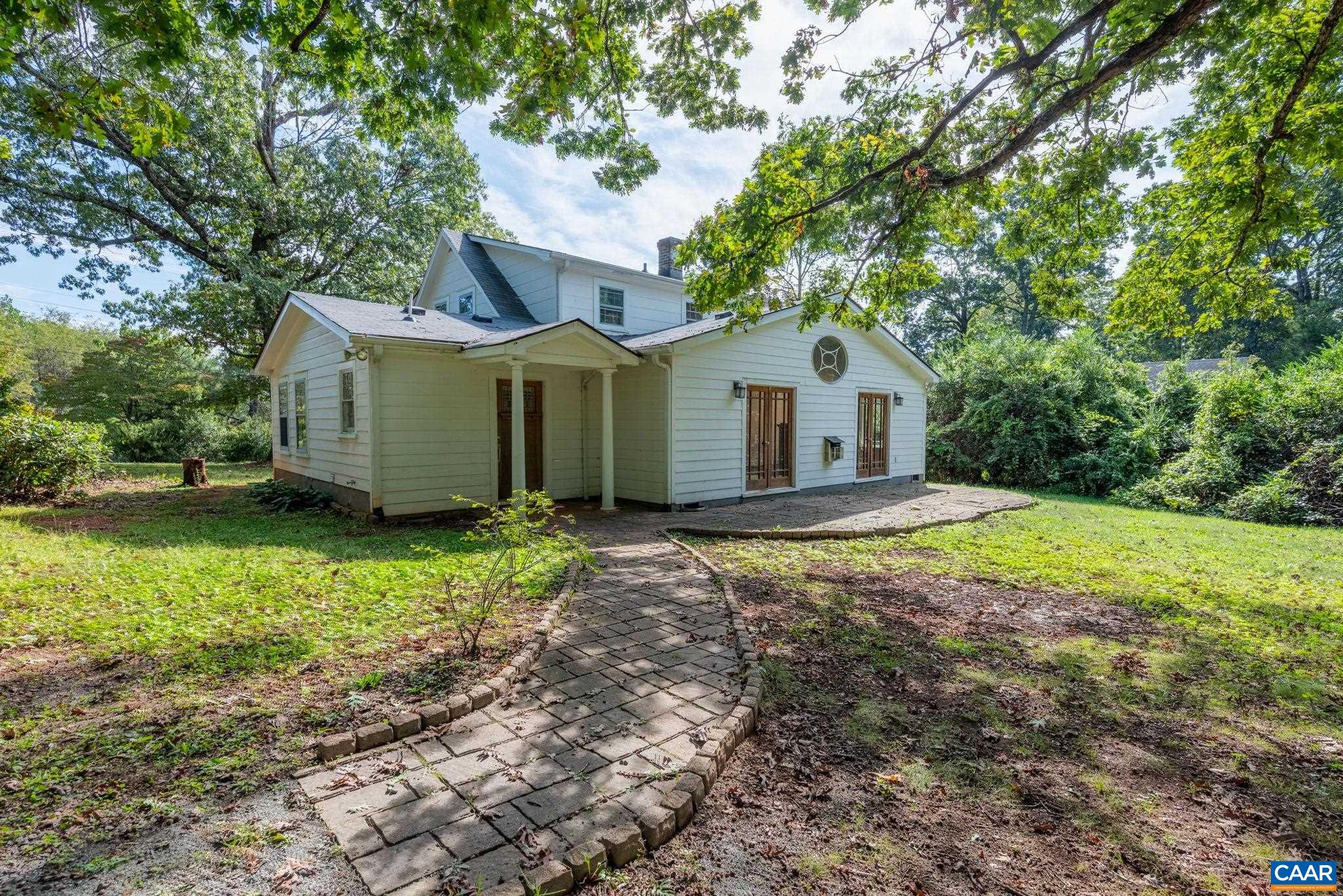 2514 TAYLORS GAP RD