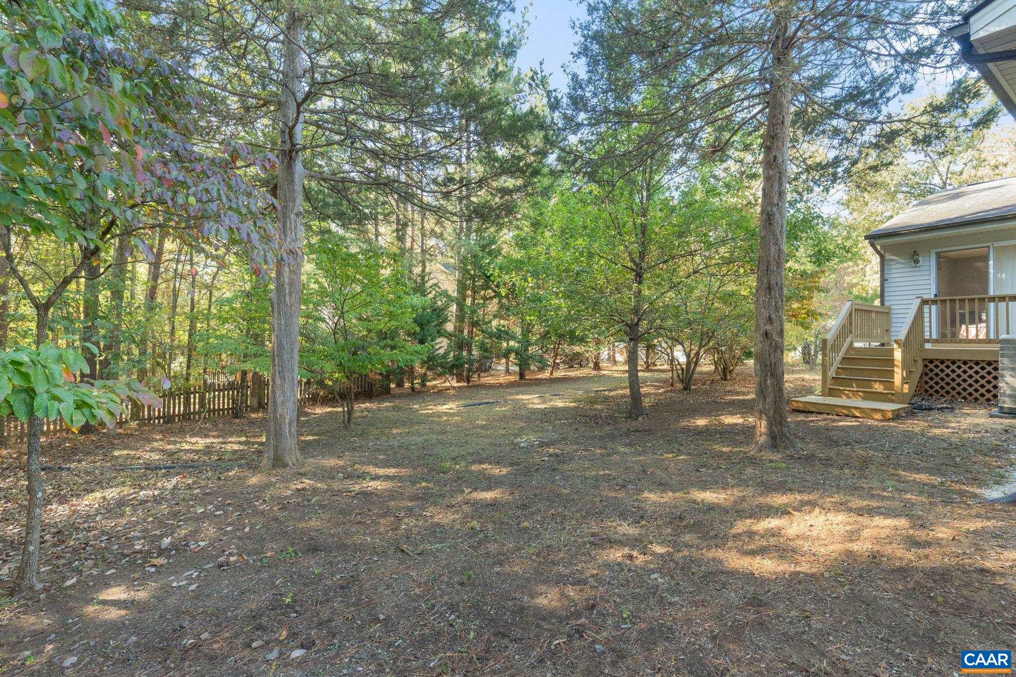 25 LOBLOLLY RD