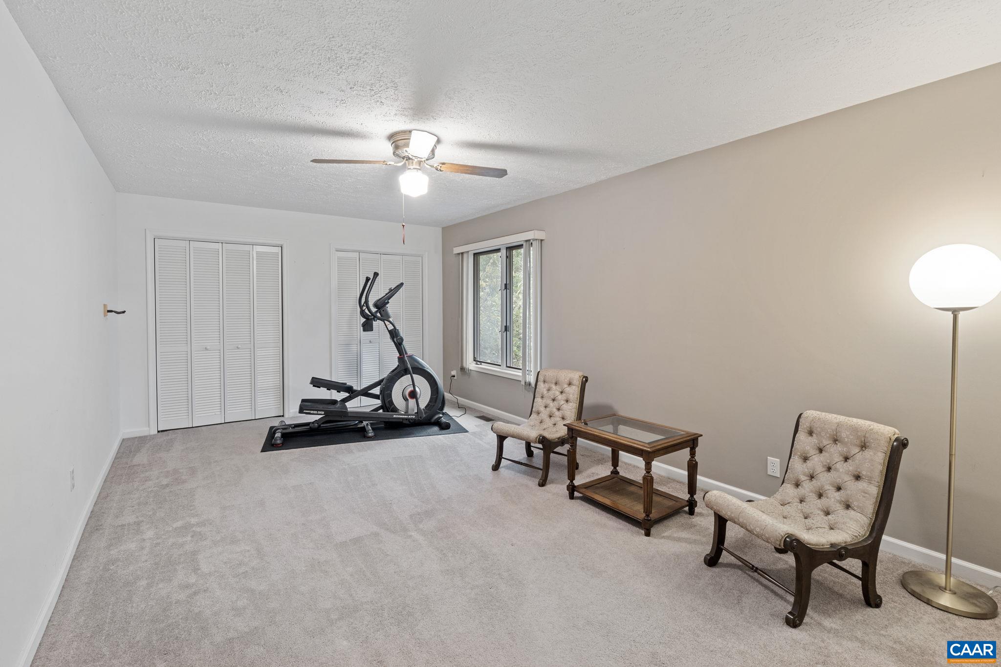25 LOBLOLLY RD