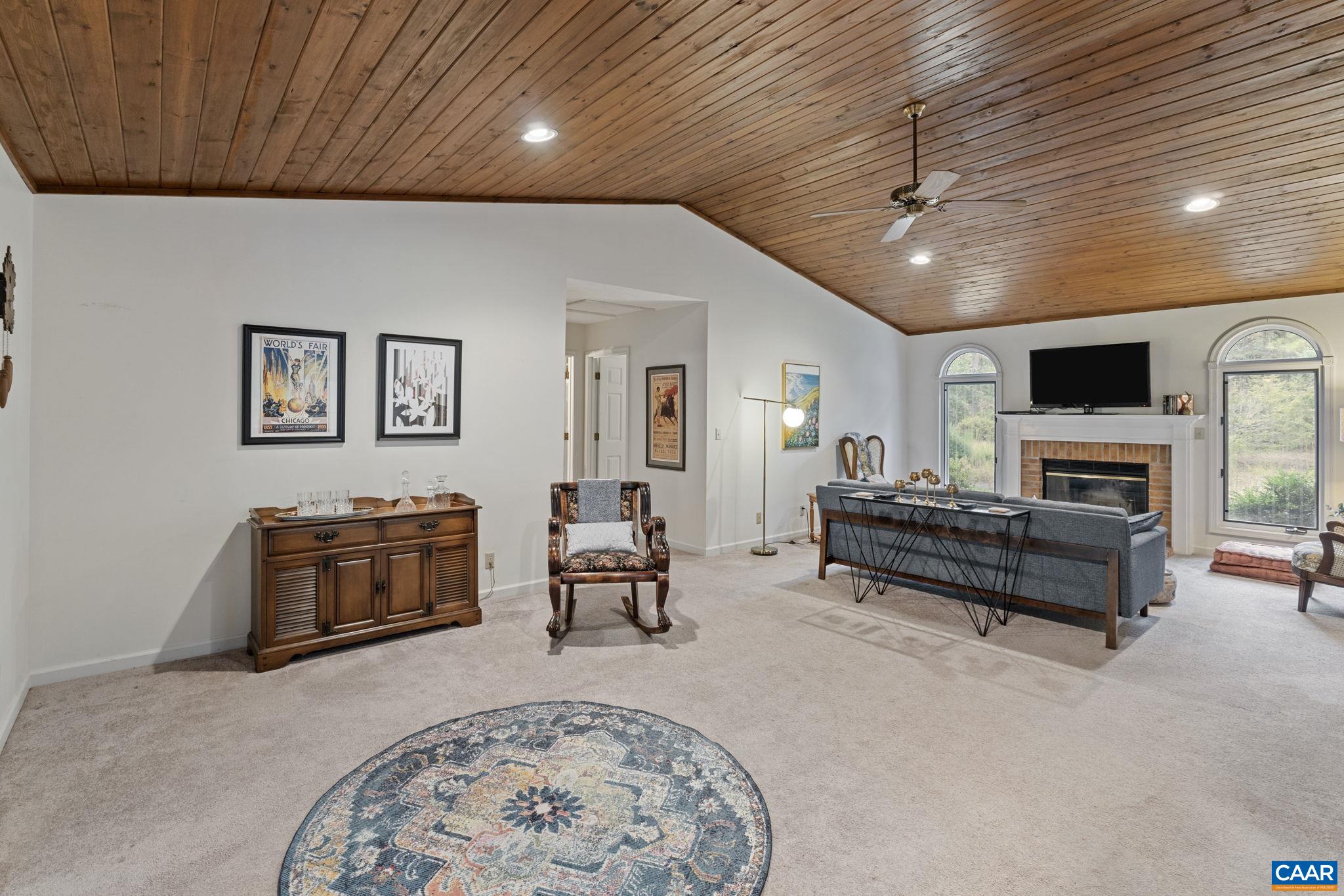 25 LOBLOLLY RD