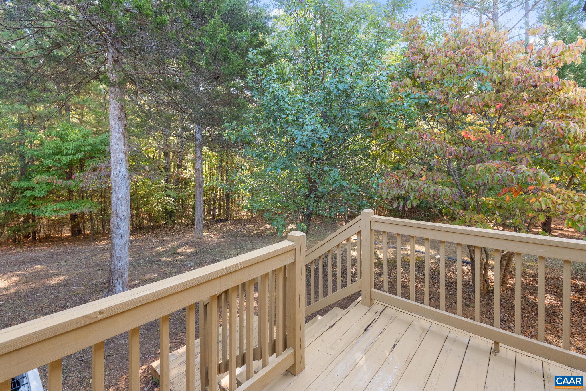25 LOBLOLLY RD