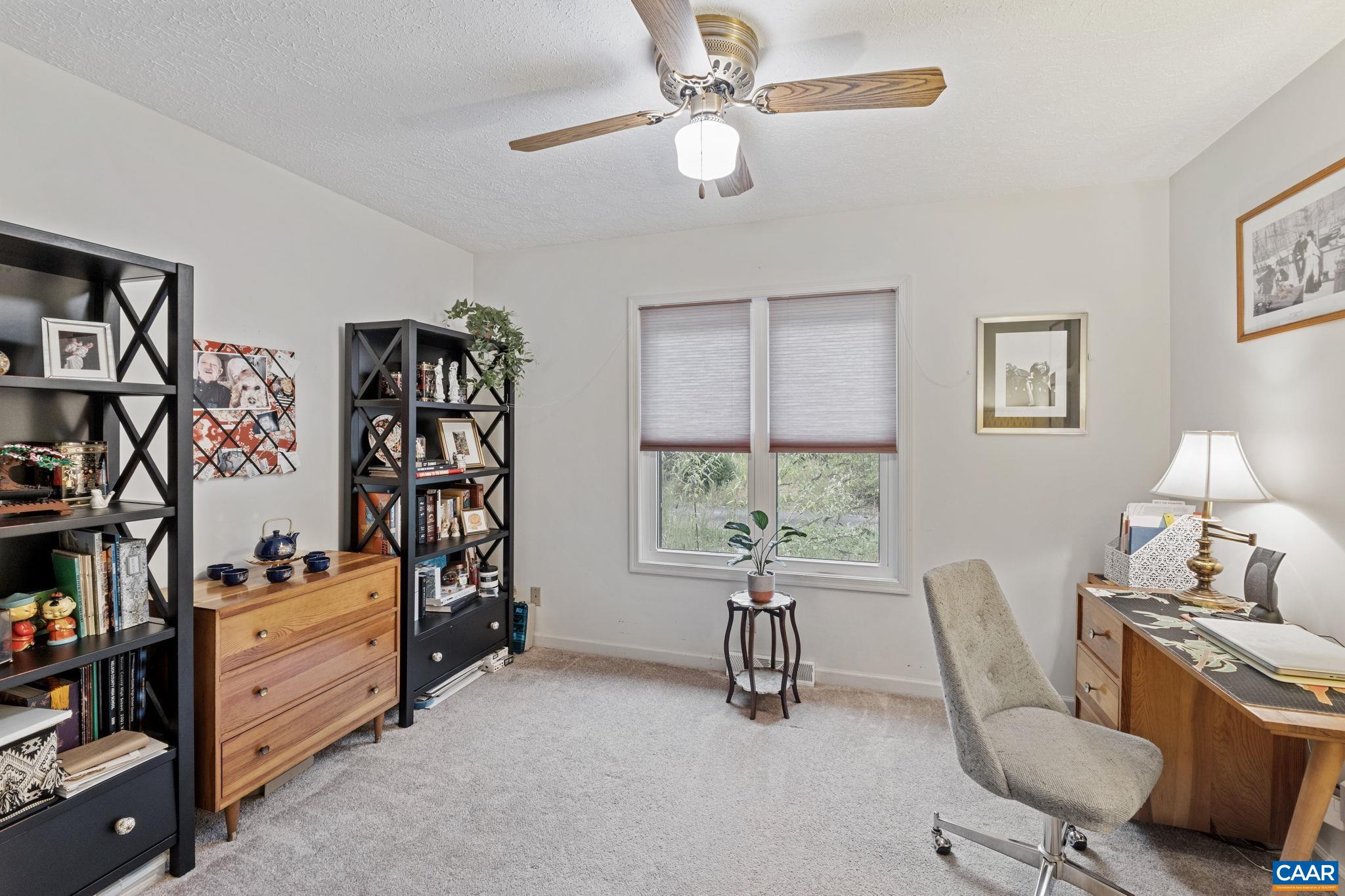 25 LOBLOLLY RD