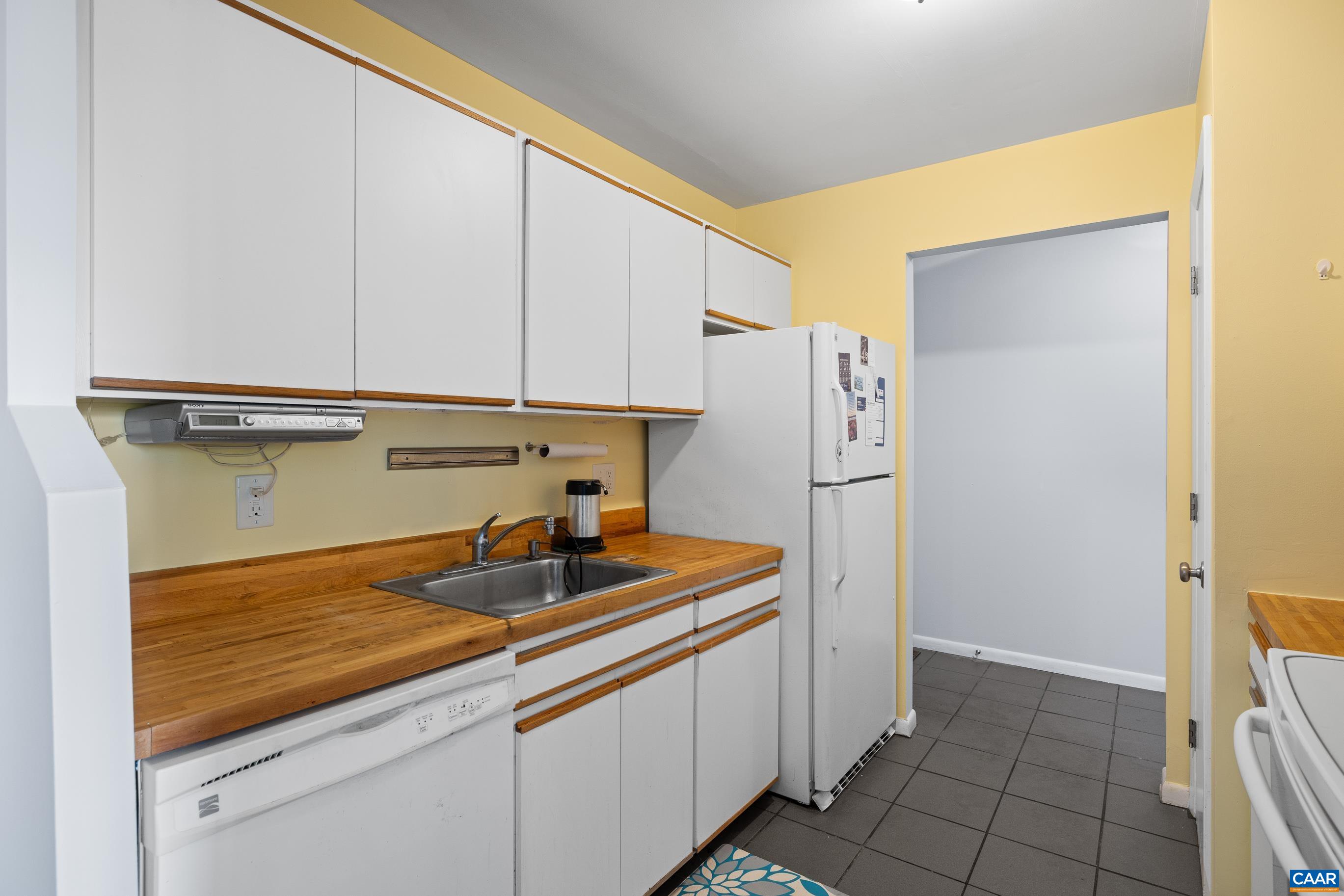 132 TURTLE CREEK RD Unit: 11