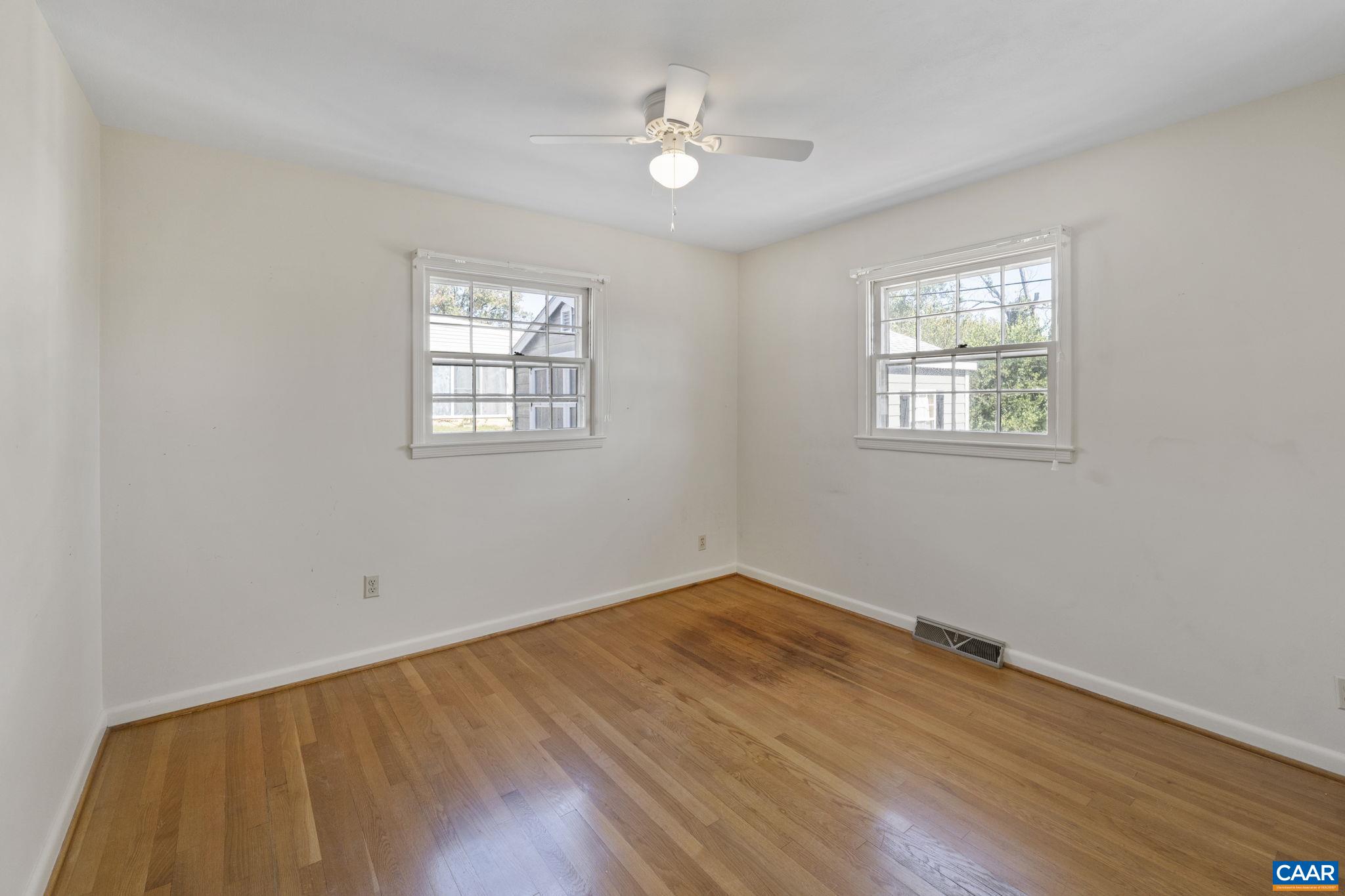 2208 DOMINION DR