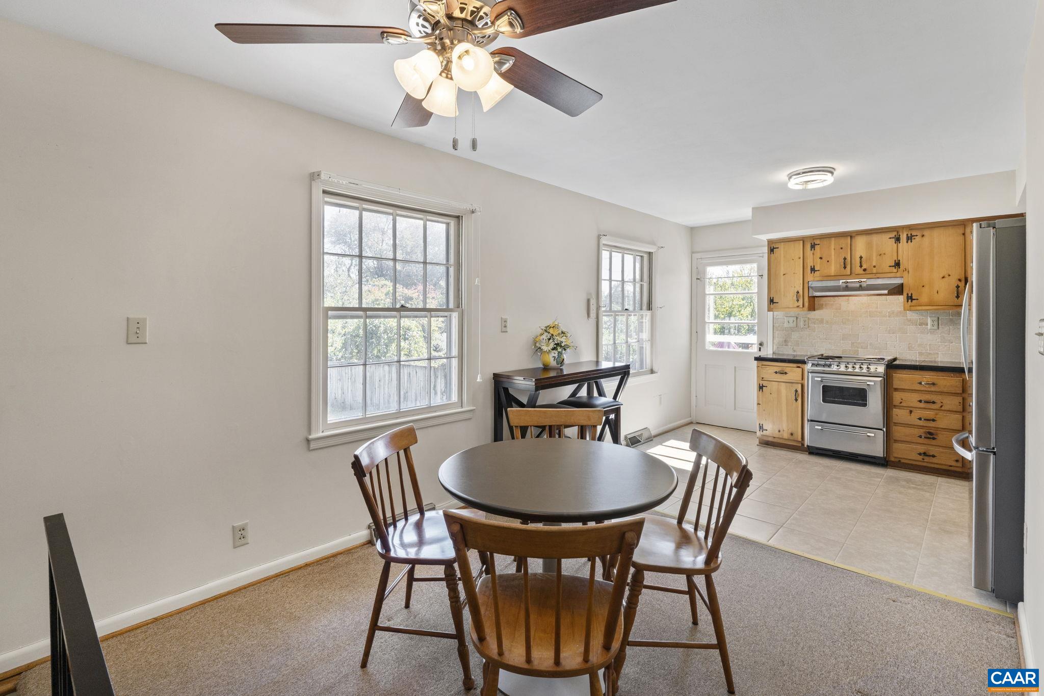 2208 DOMINION DR