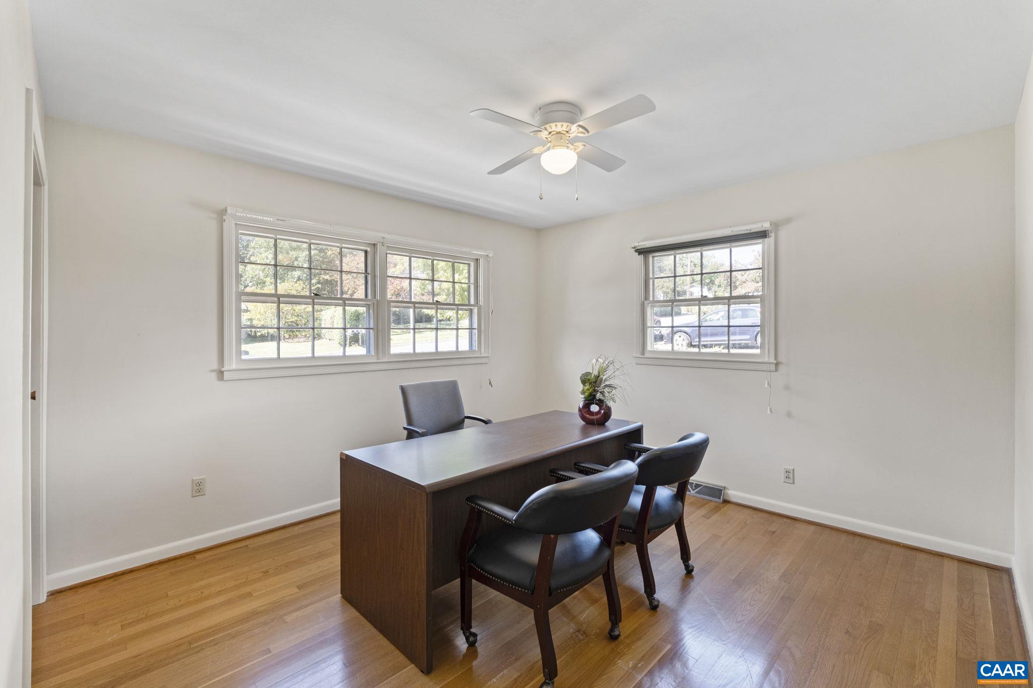 2208 DOMINION DR