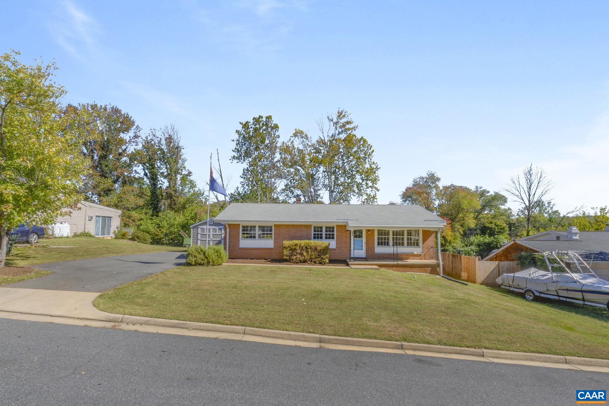 2208 DOMINION DR