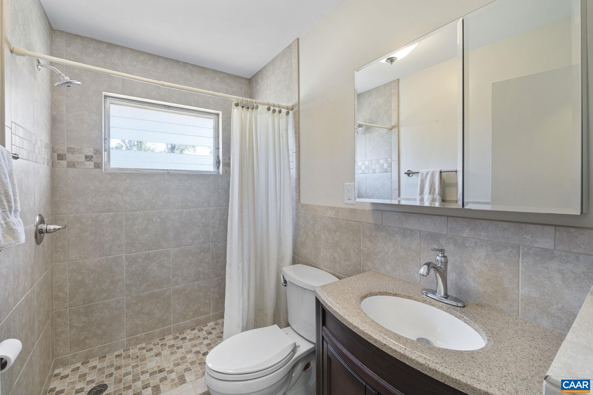 2208 DOMINION DR
