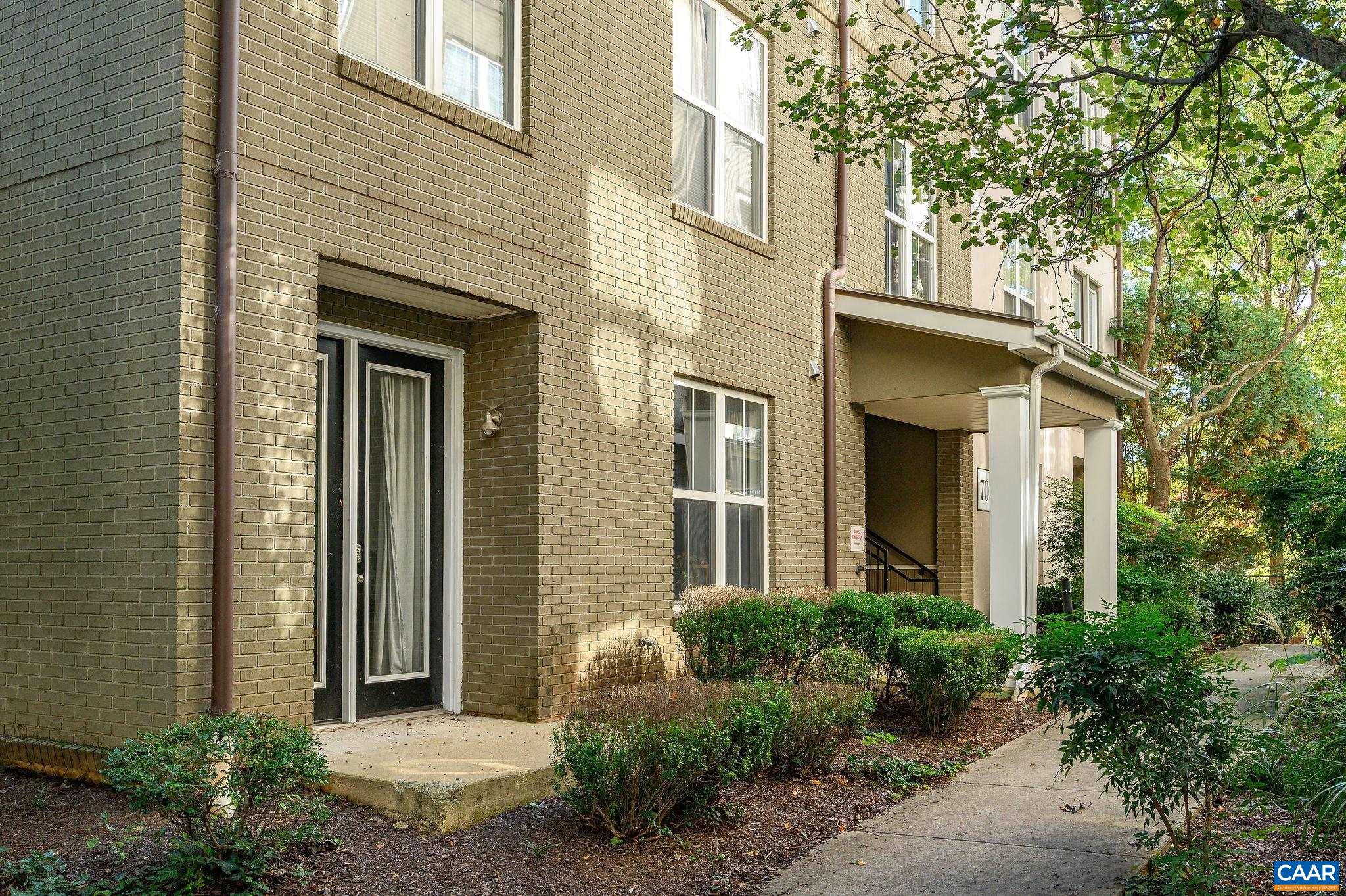 700 WALKER SQ Unit: 4A