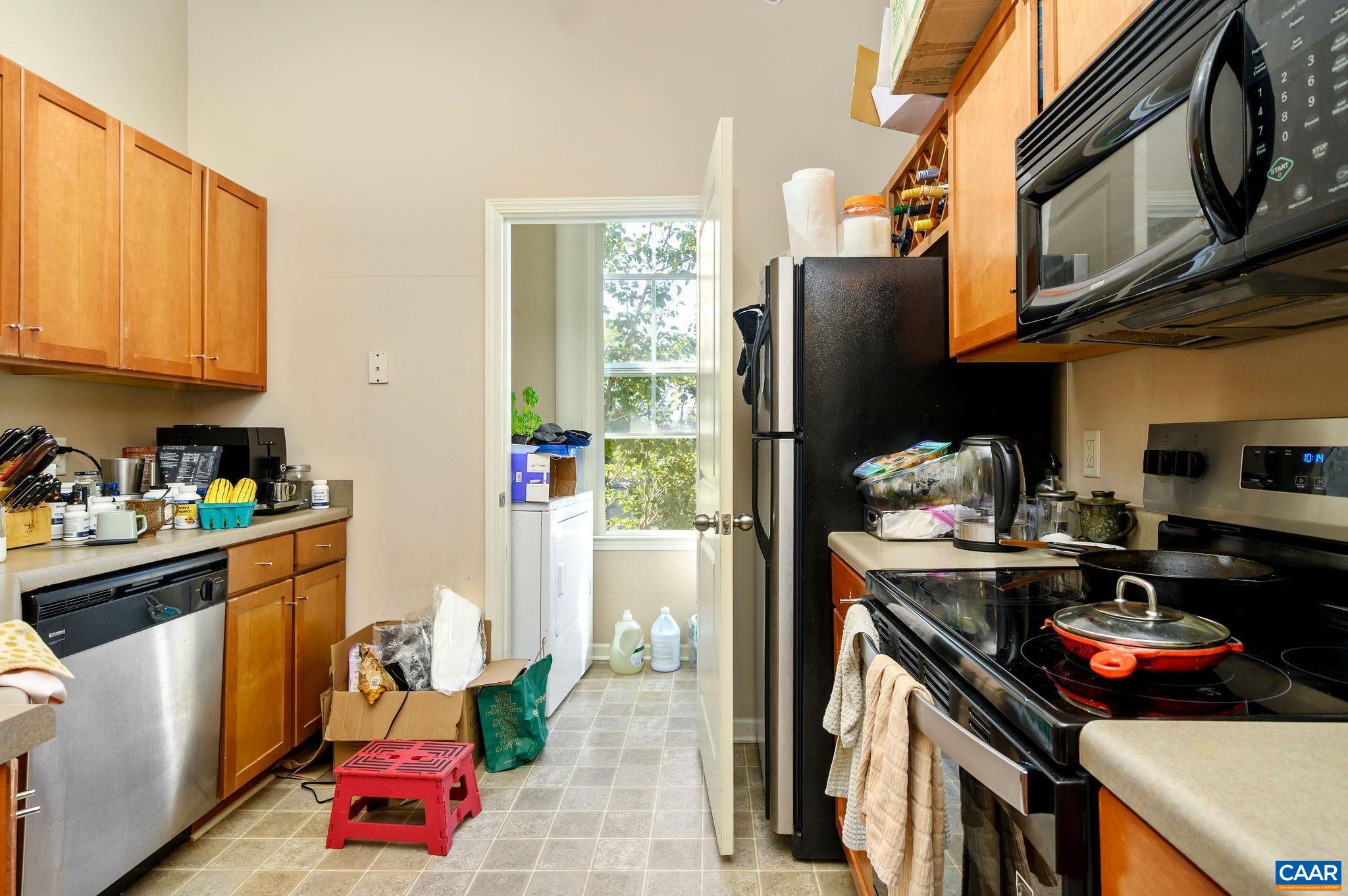 700 WALKER SQ Unit: 4A