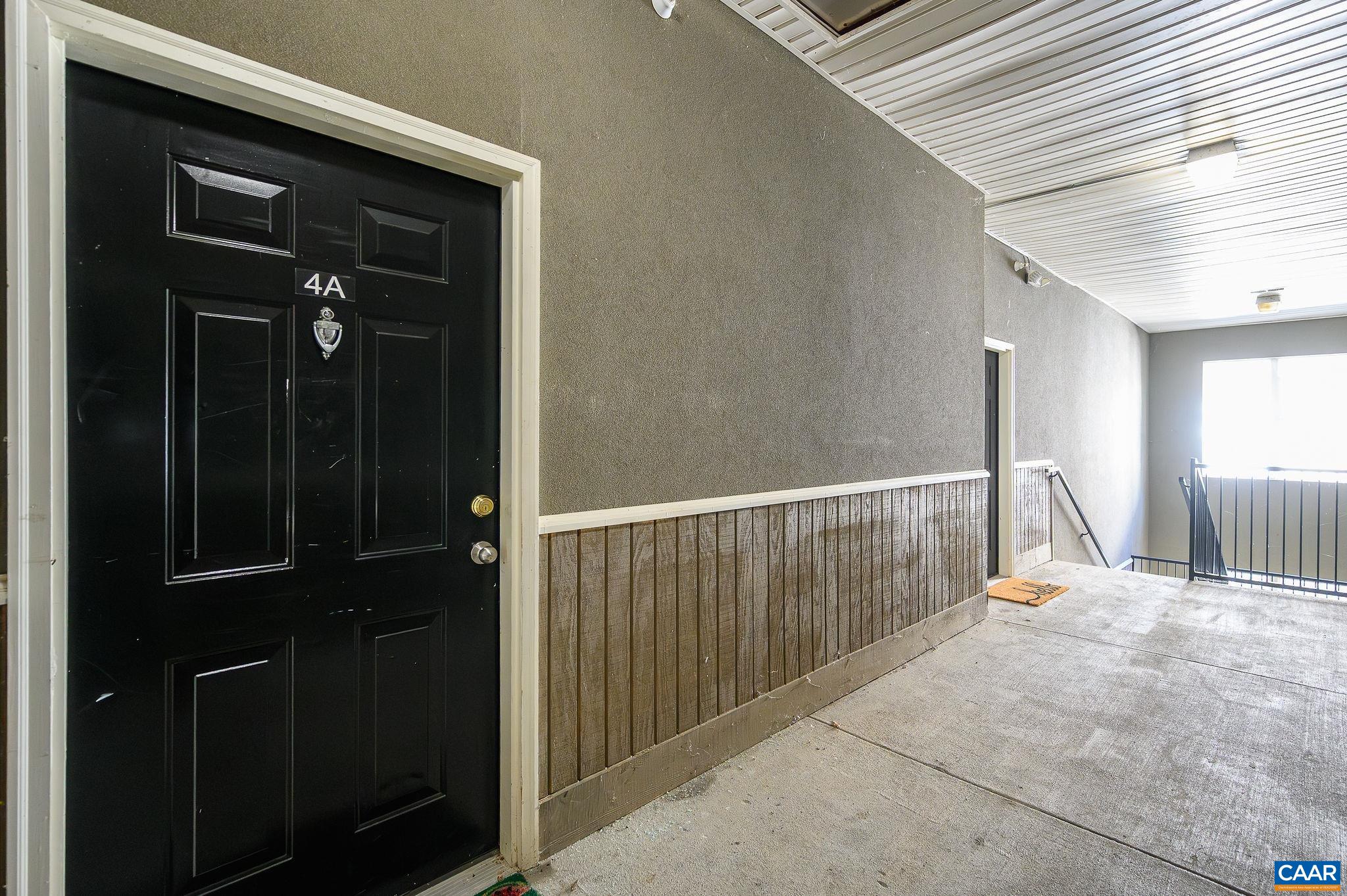 700 WALKER SQ Unit: 4A