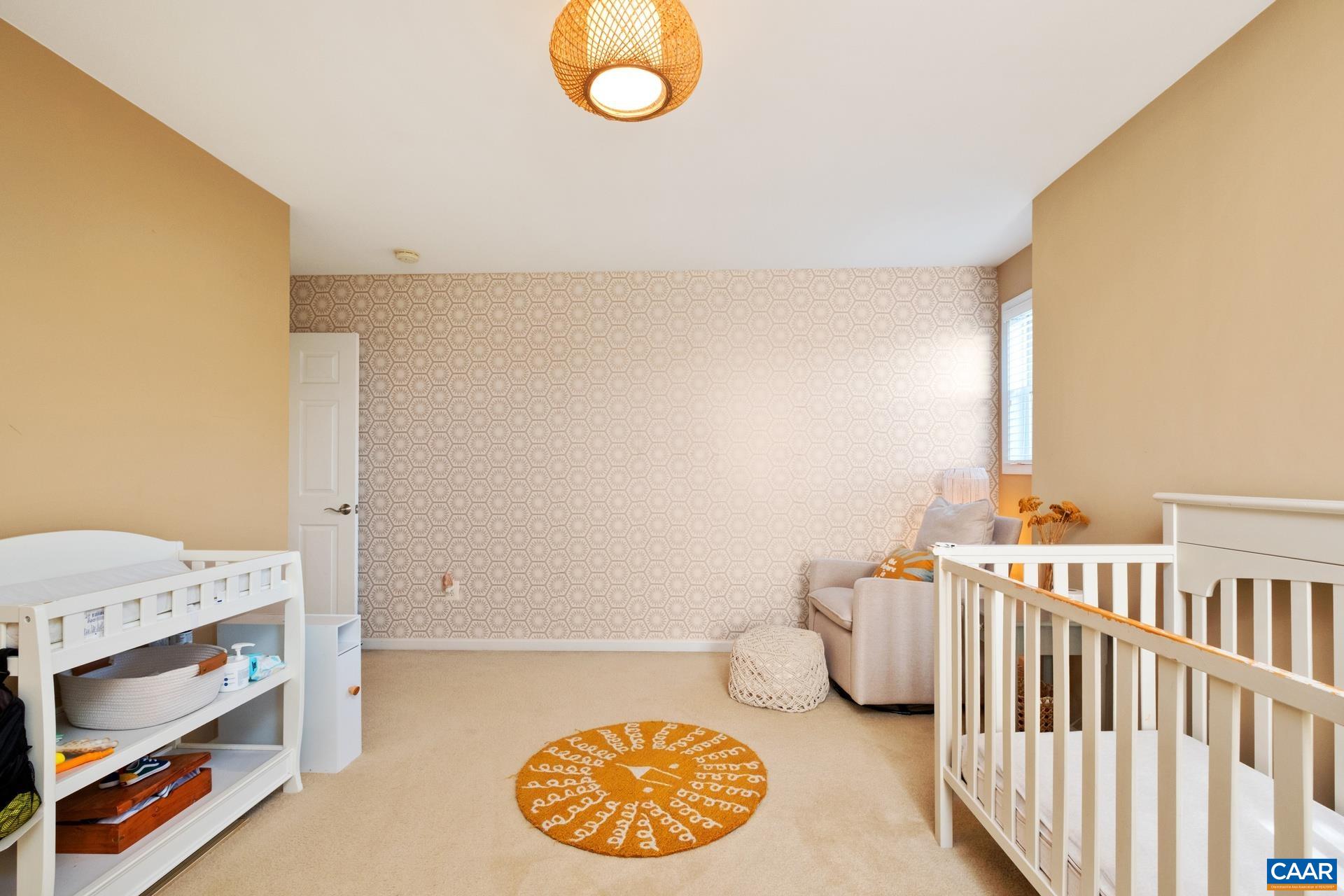 737 COUNTRY GREEN RD