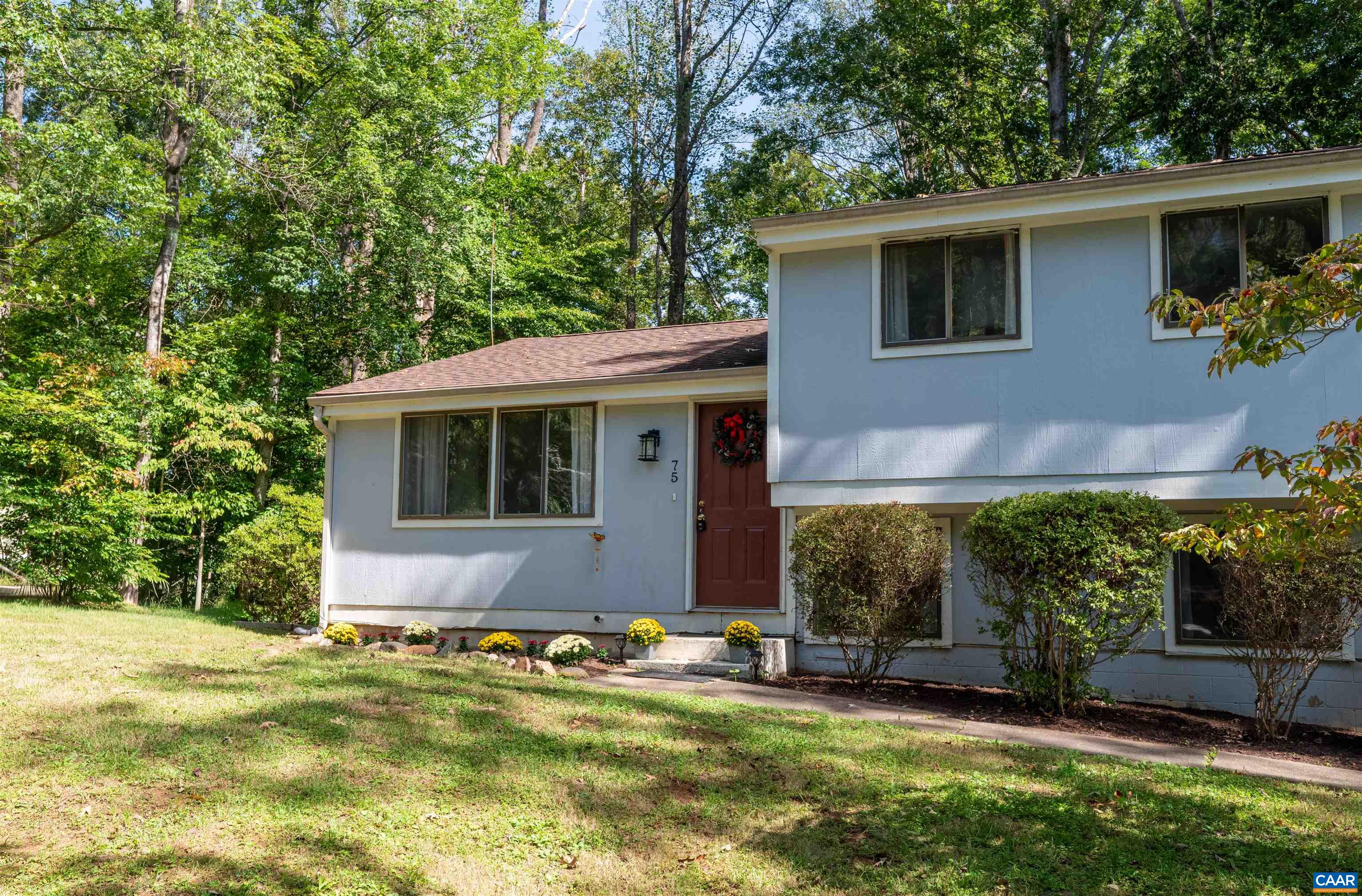 75 LUMBER LN