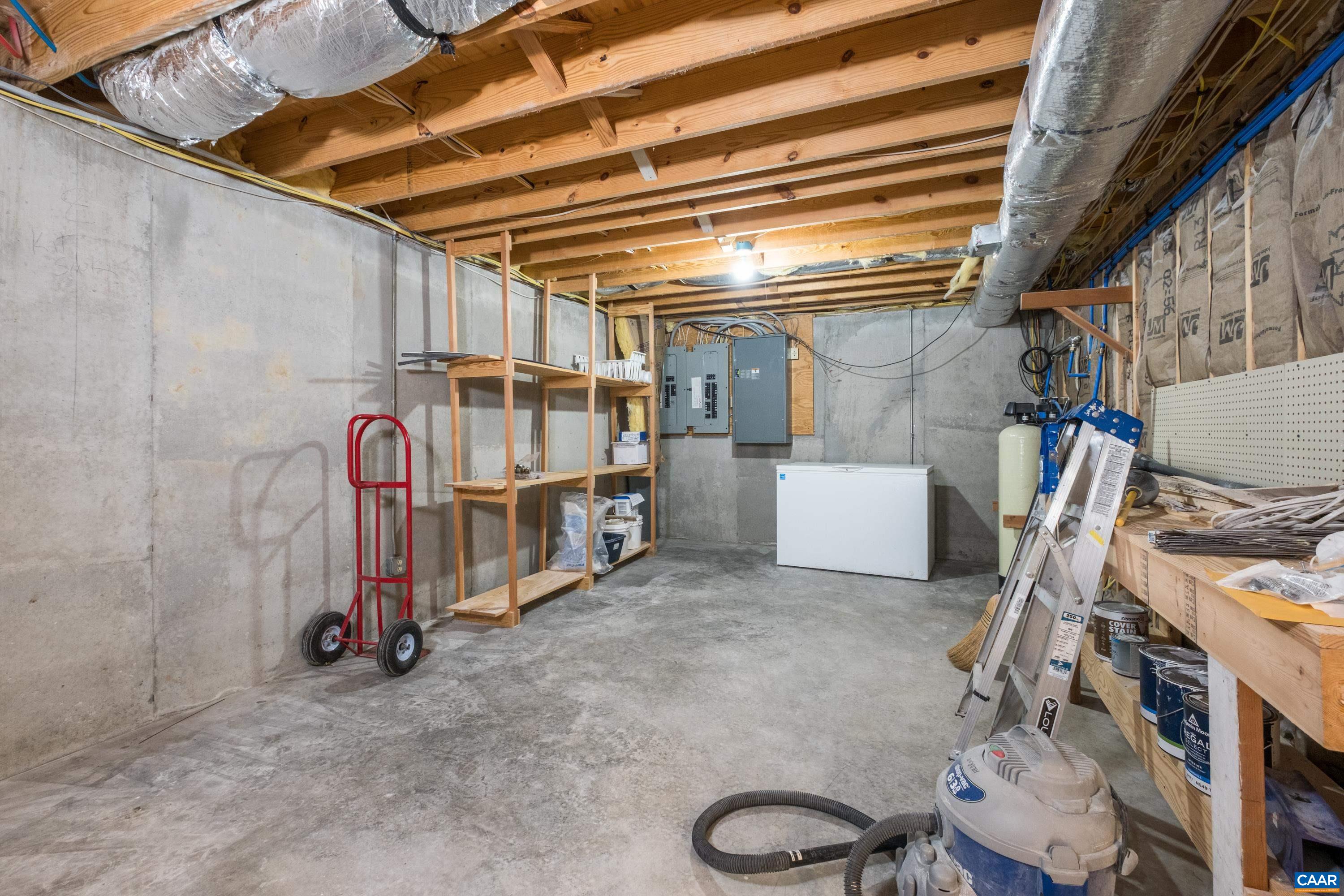 4375 TAYLOR CREEK RD