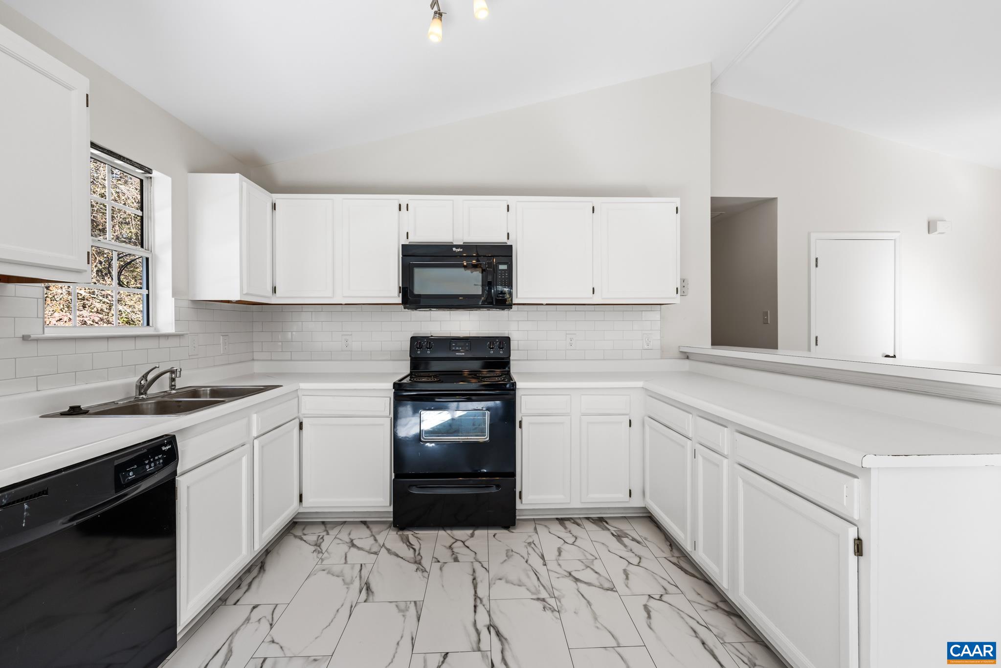 736 JONQUIL RD