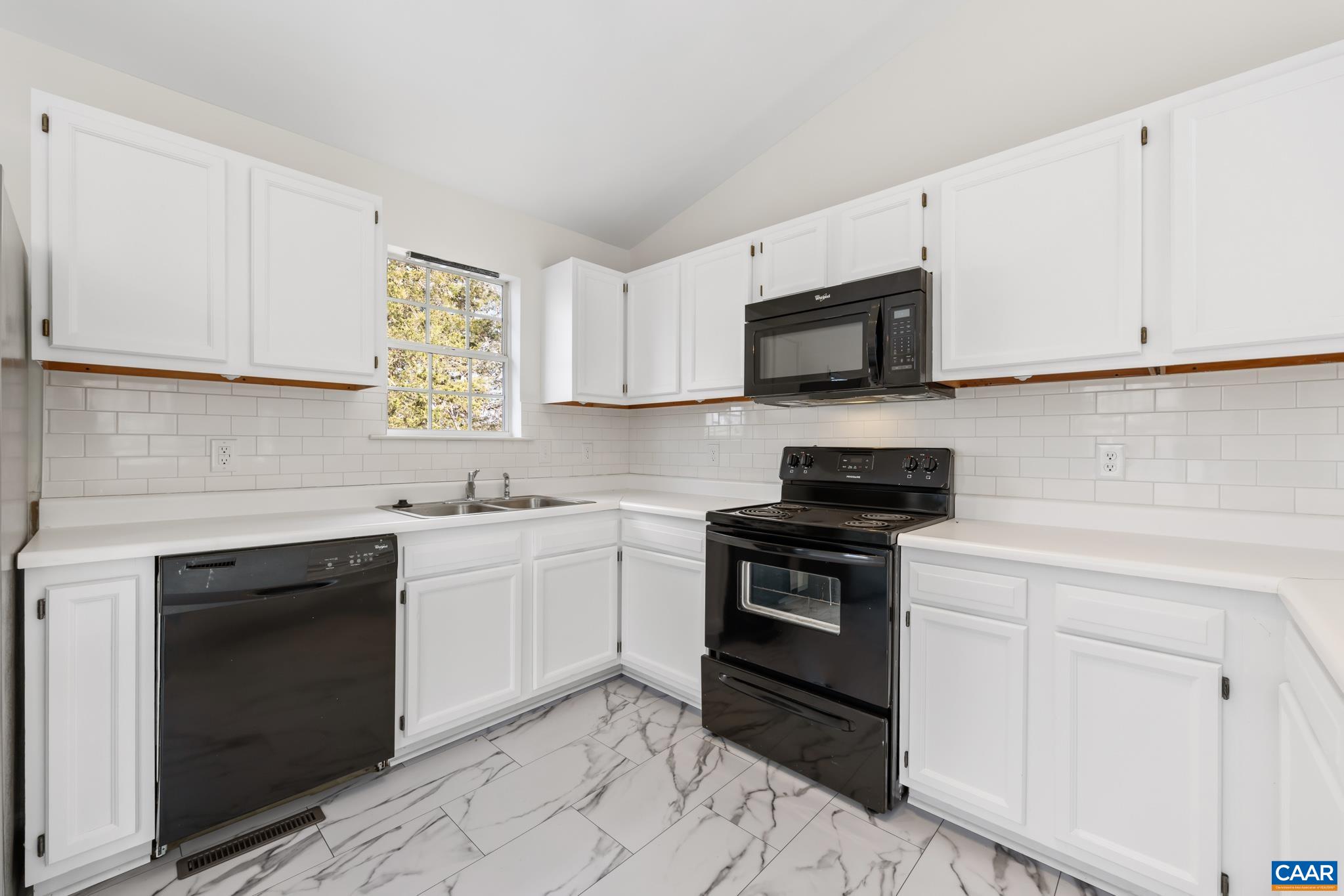 736 JONQUIL RD