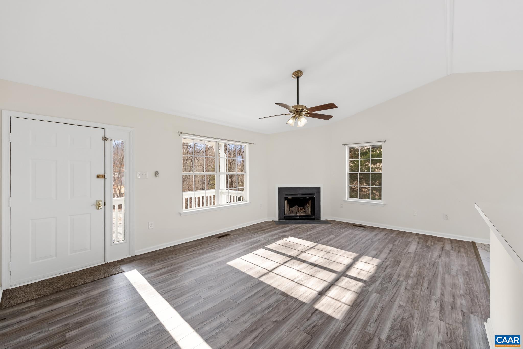 736 JONQUIL RD