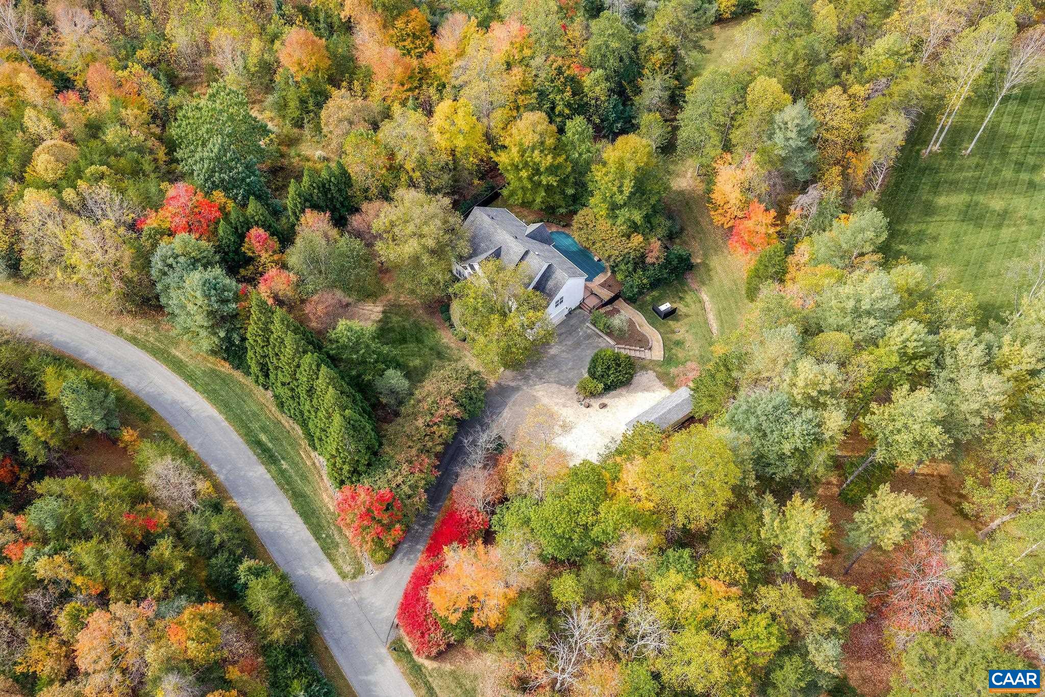 740 MURRAY LN