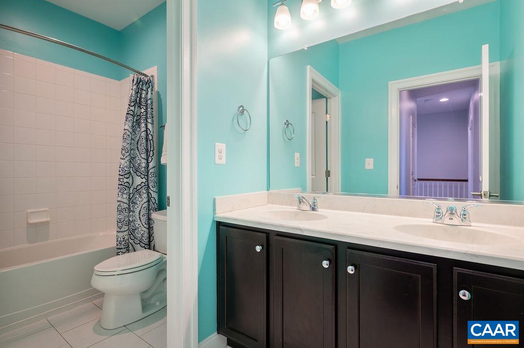 2146 AVINITY LOOP