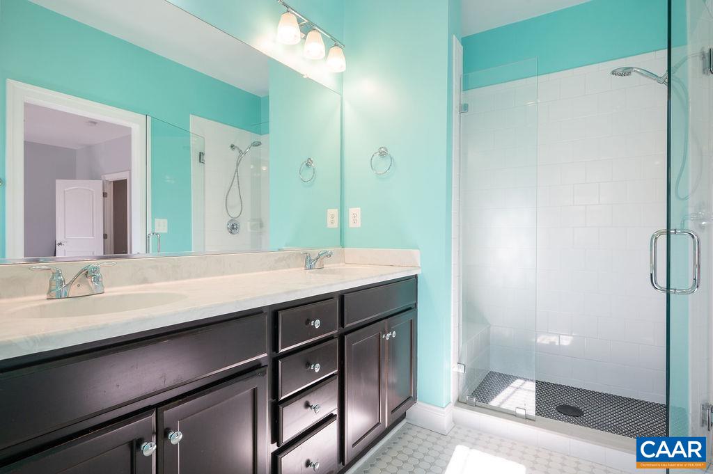 2146 AVINITY LOOP