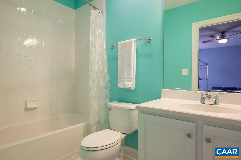 2146 AVINITY LOOP