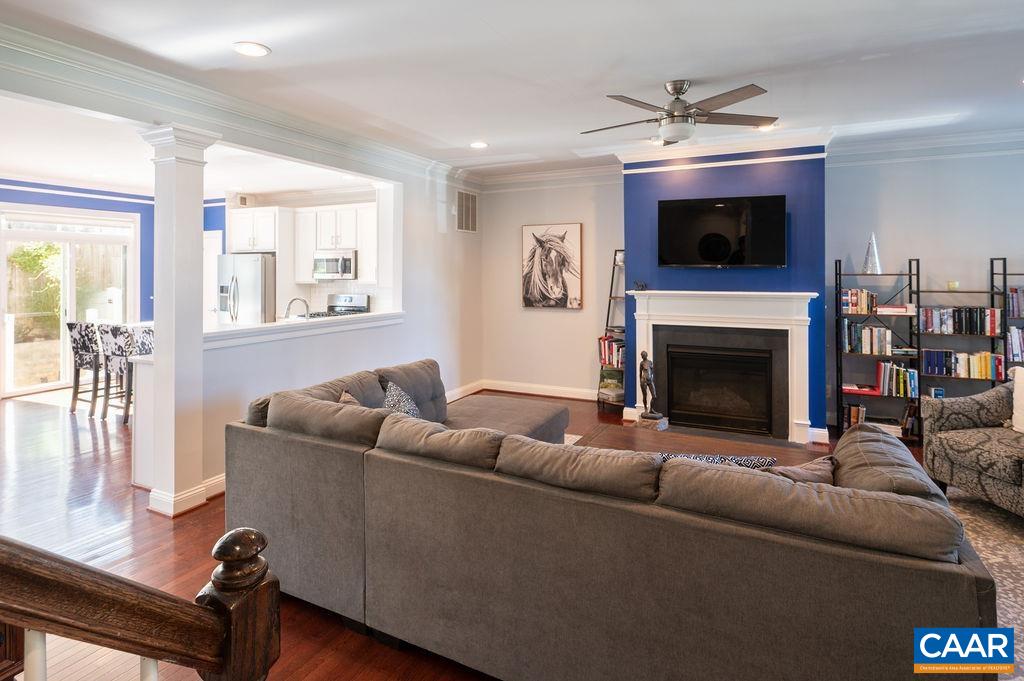 2146 AVINITY LOOP
