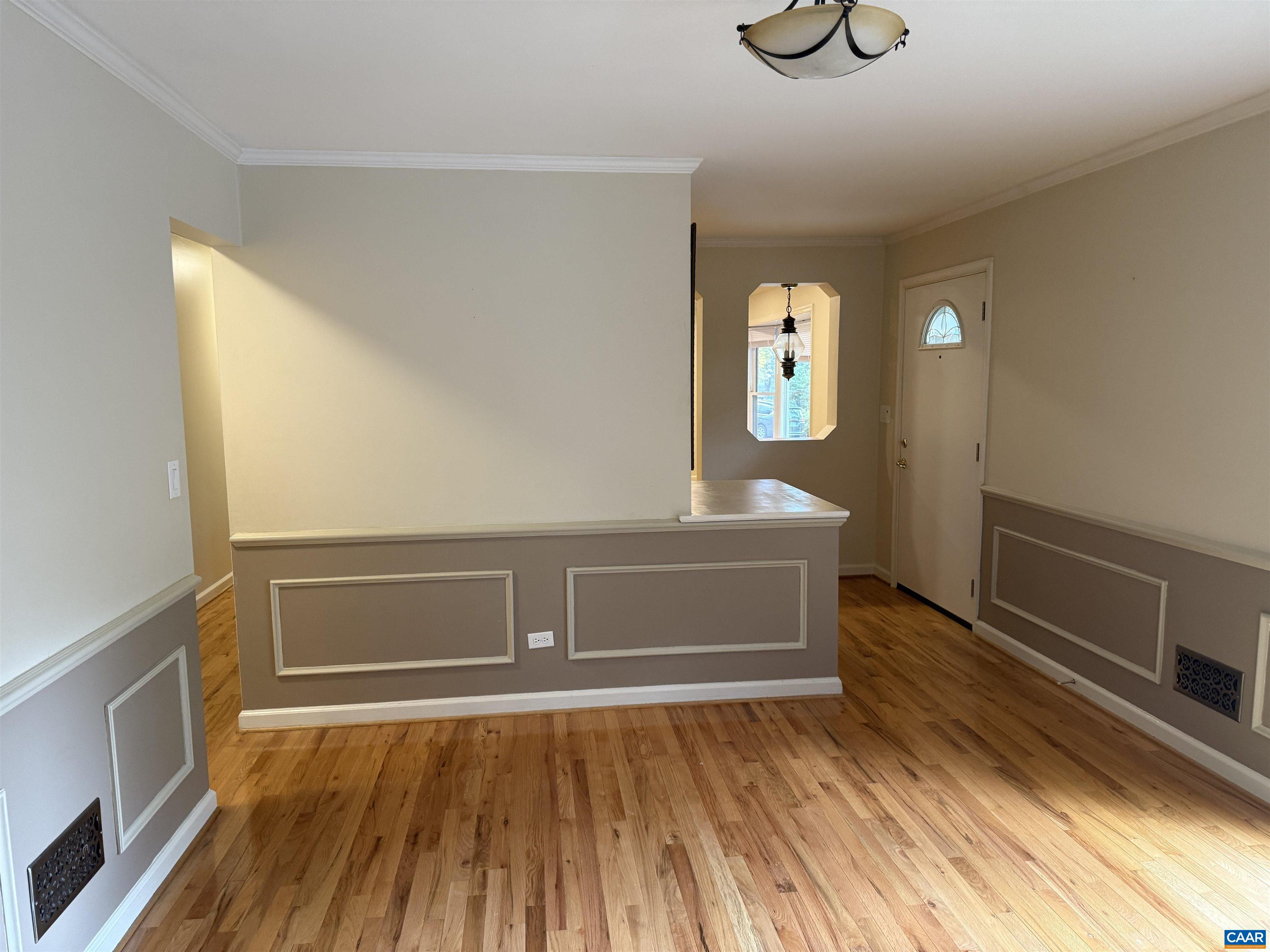 705 HIGHLAND AVE