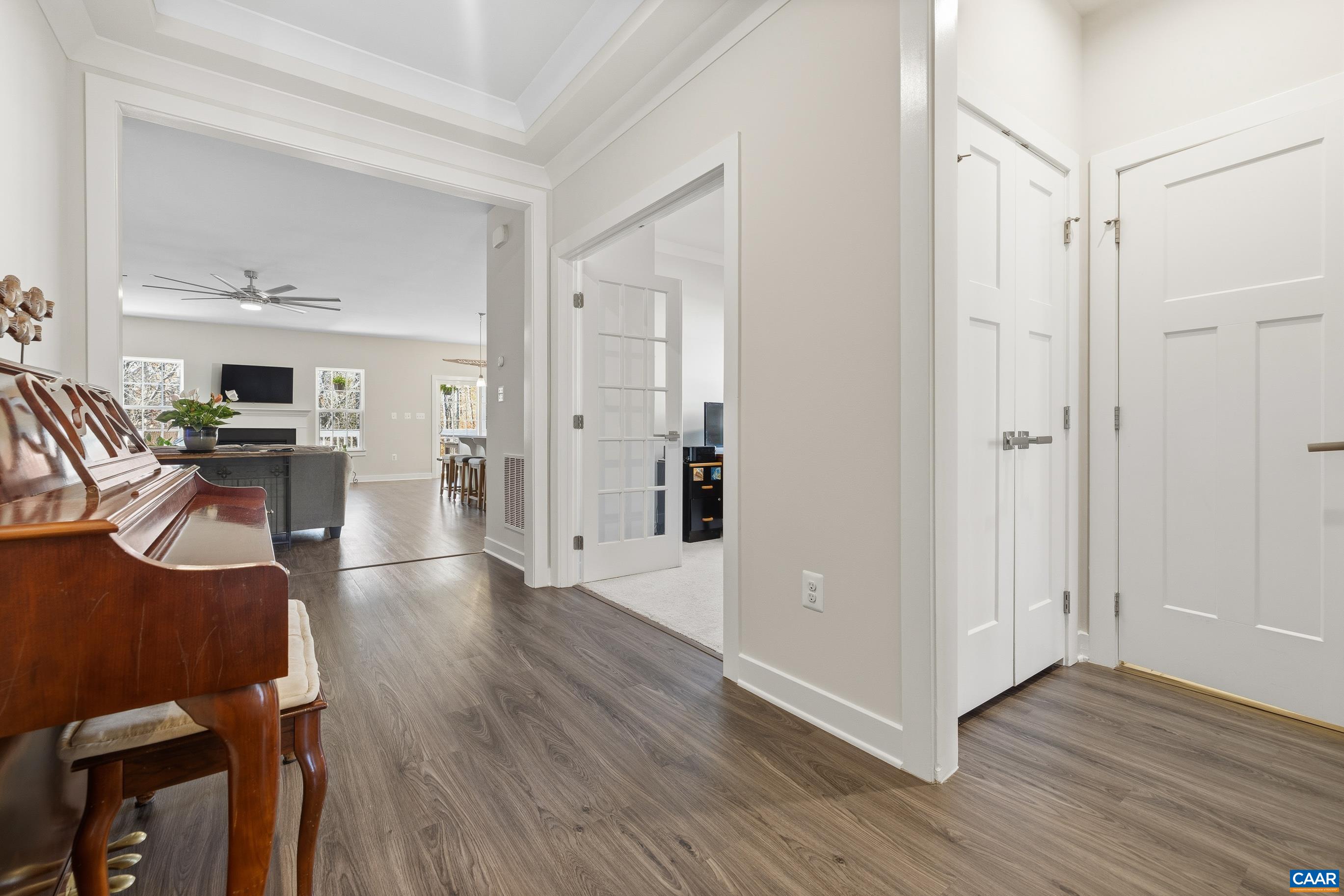 5227 SPARROW HILL LN