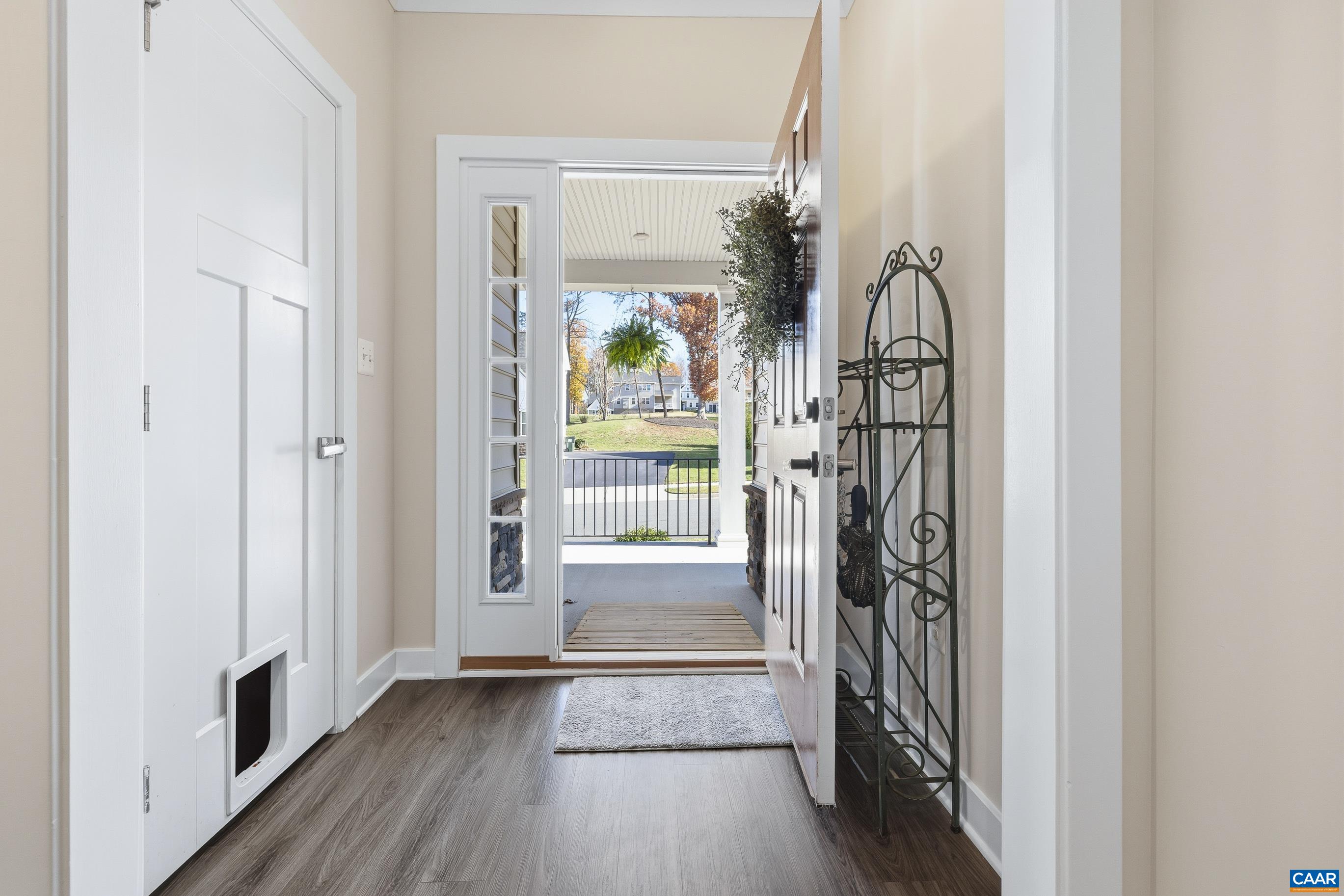 5227 SPARROW HILL LN