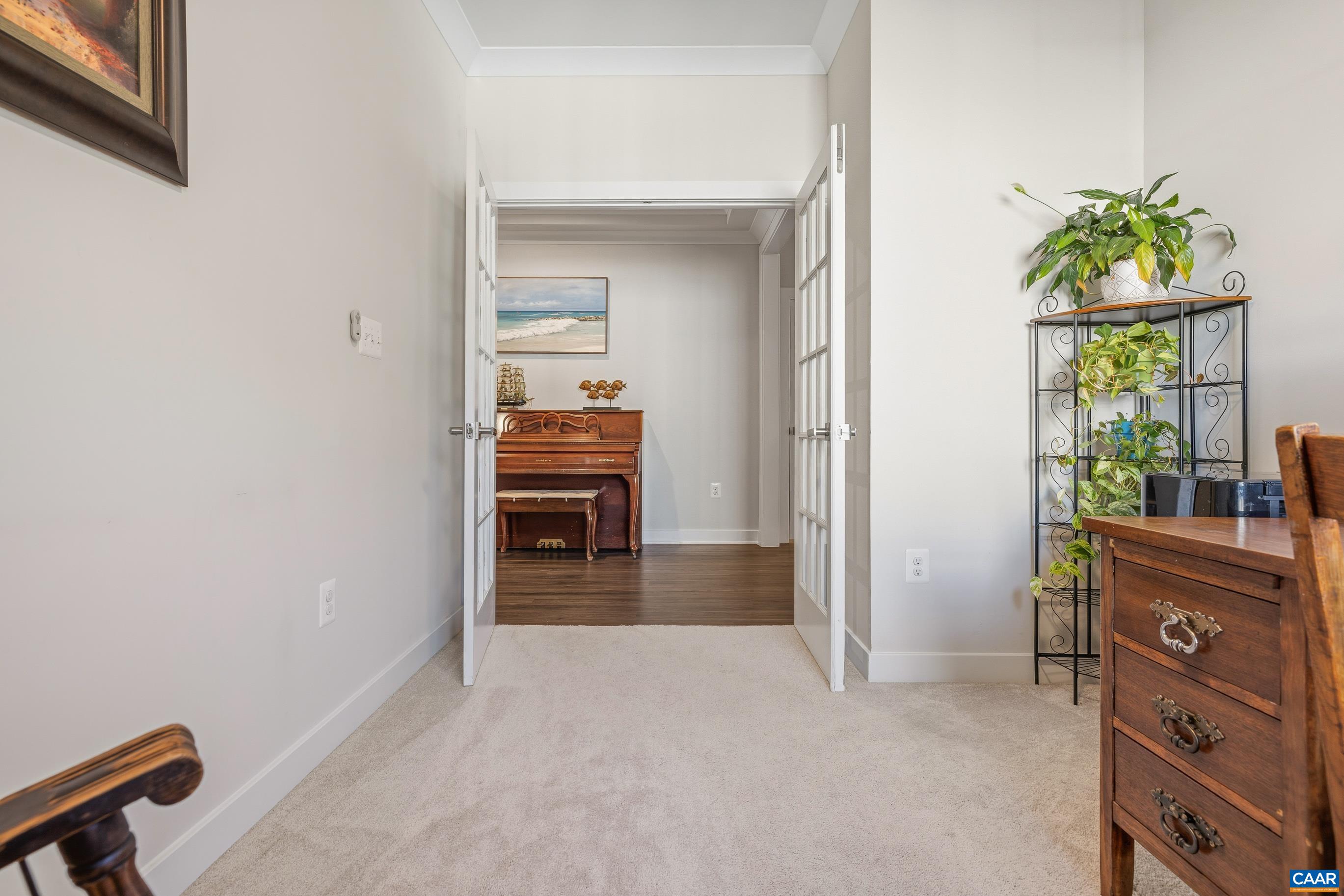 5227 SPARROW HILL LN