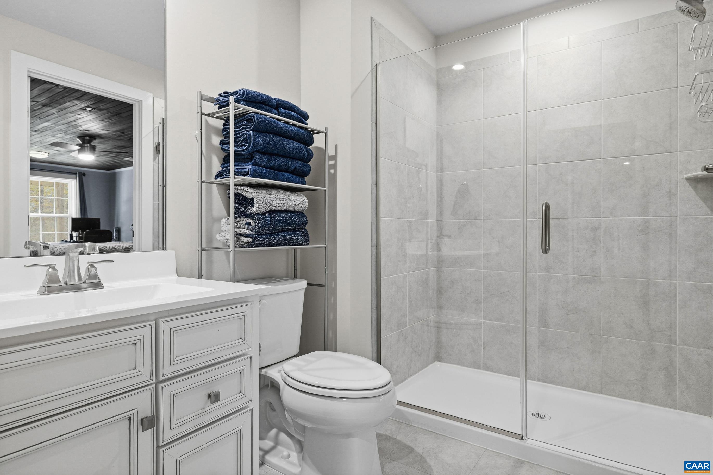 5227 SPARROW HILL LN