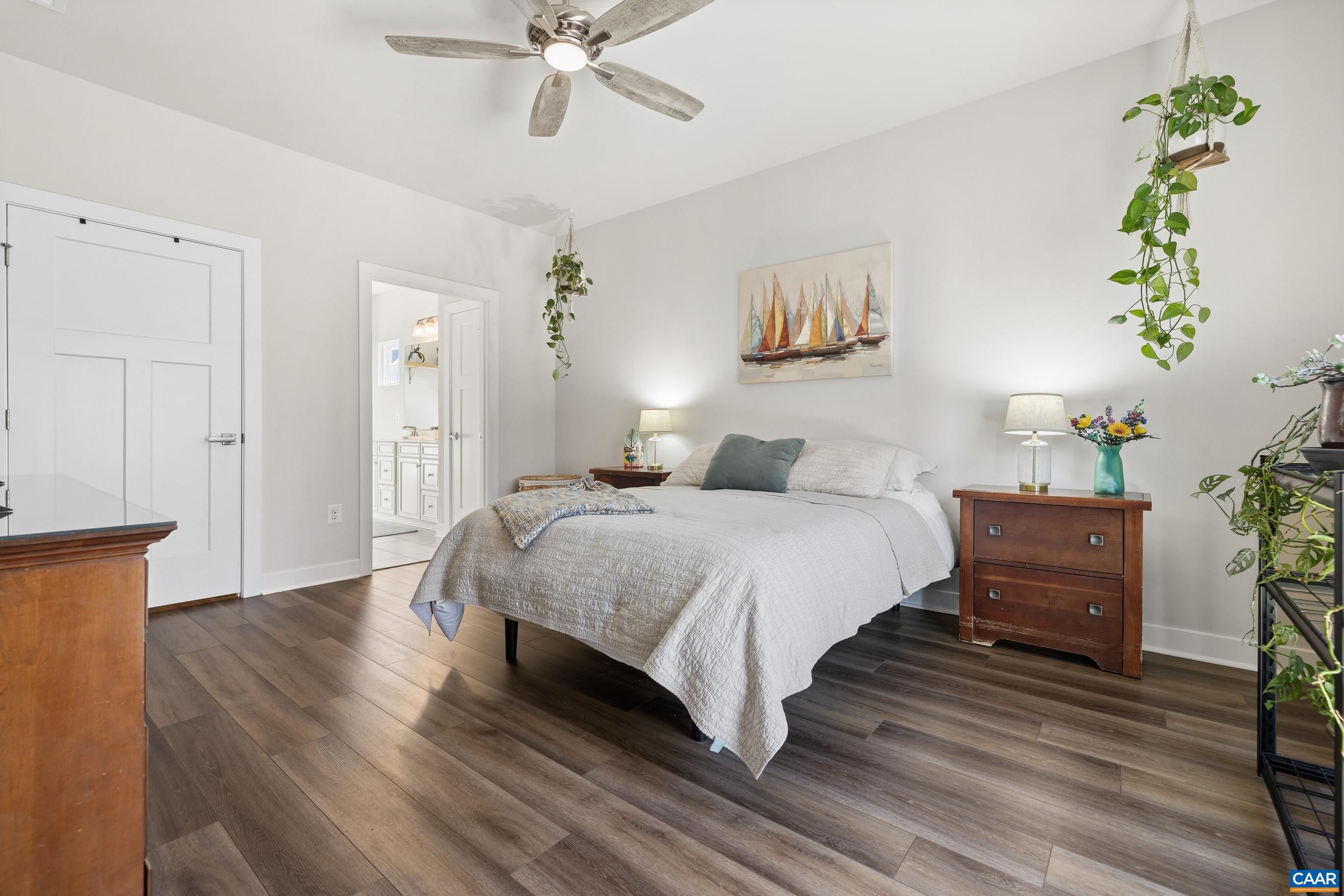 5227 SPARROW HILL LN